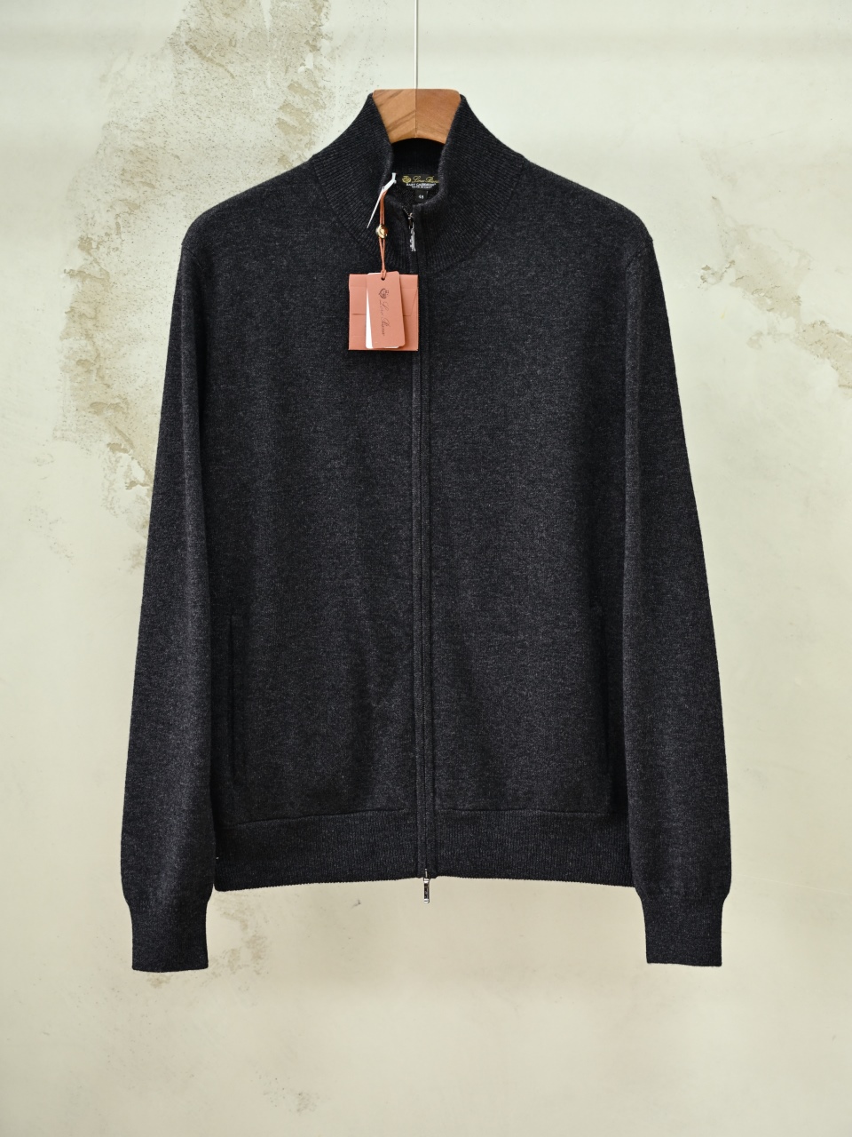 Loro Piana LP Men's Pure Cashmere Long-Sleeve Sweater 羊绒细面料长袖 -LP0107-B0