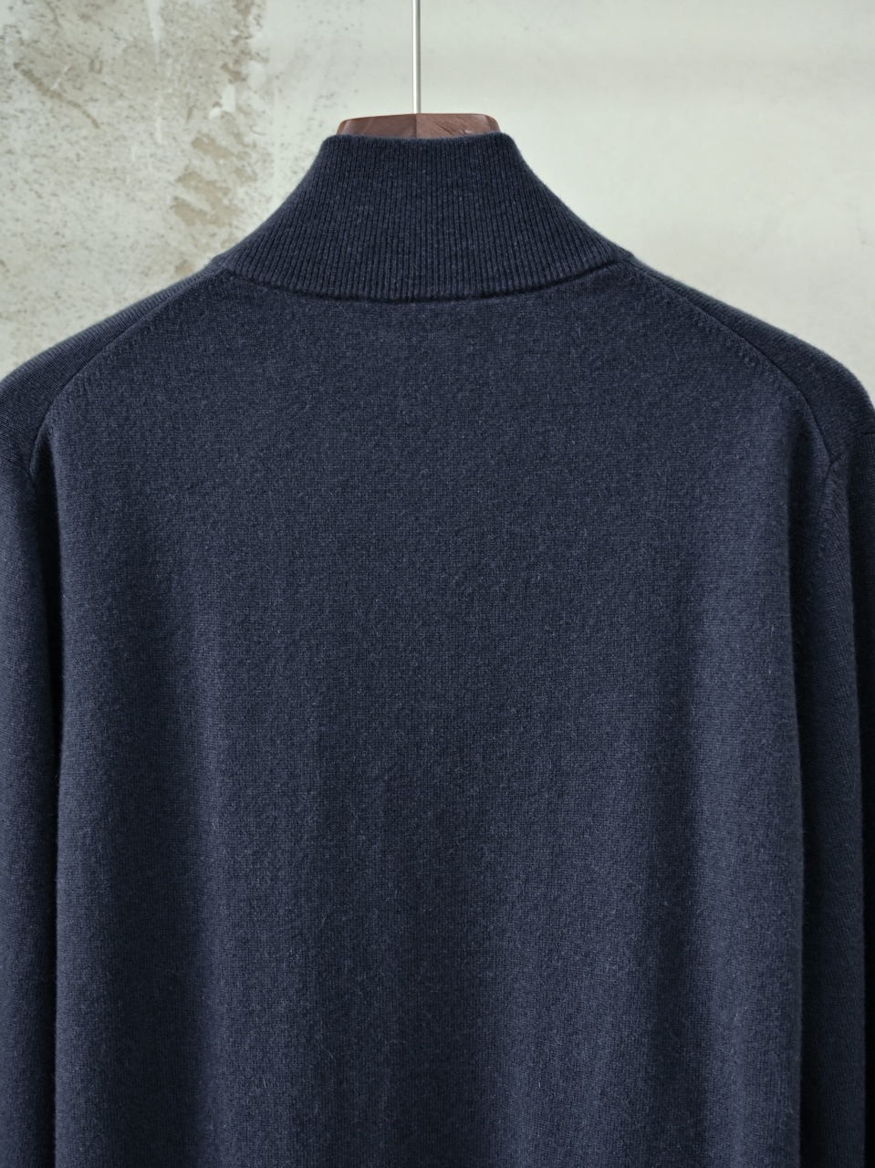 Loro Piana LP Men's Pure Cashmere Long-Sleeve Sweater 羊绒细面料长袖 -LP0107-B0