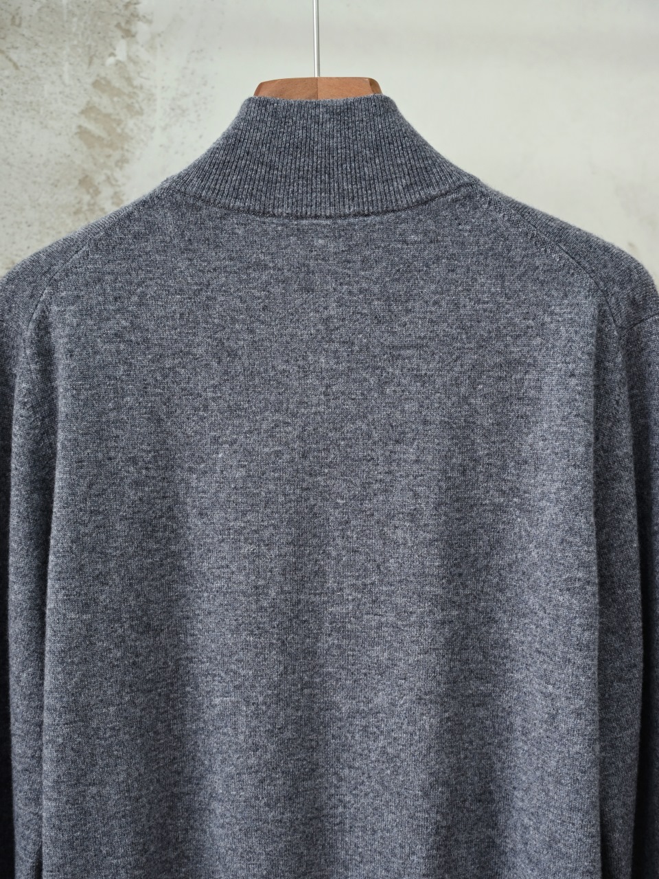 Loro Piana LP Men's Pure Cashmere Long-Sleeve Sweater 羊绒细面料长袖 -LP0107-B0