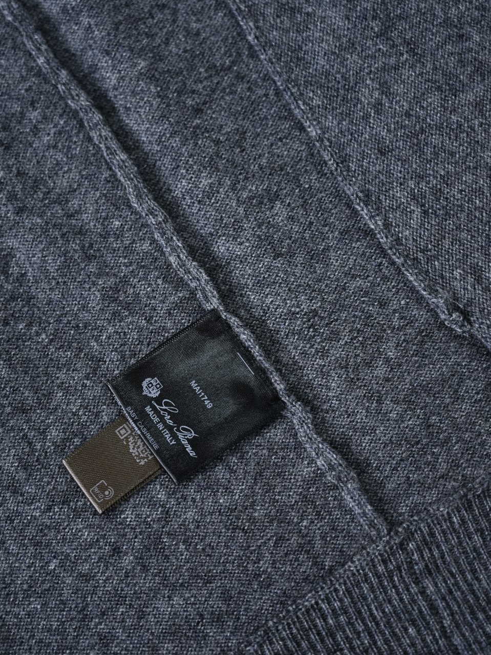 Loro Piana LP Men's Pure Cashmere Long-Sleeve Sweater 羊绒细面料长袖 -LP0107-B0