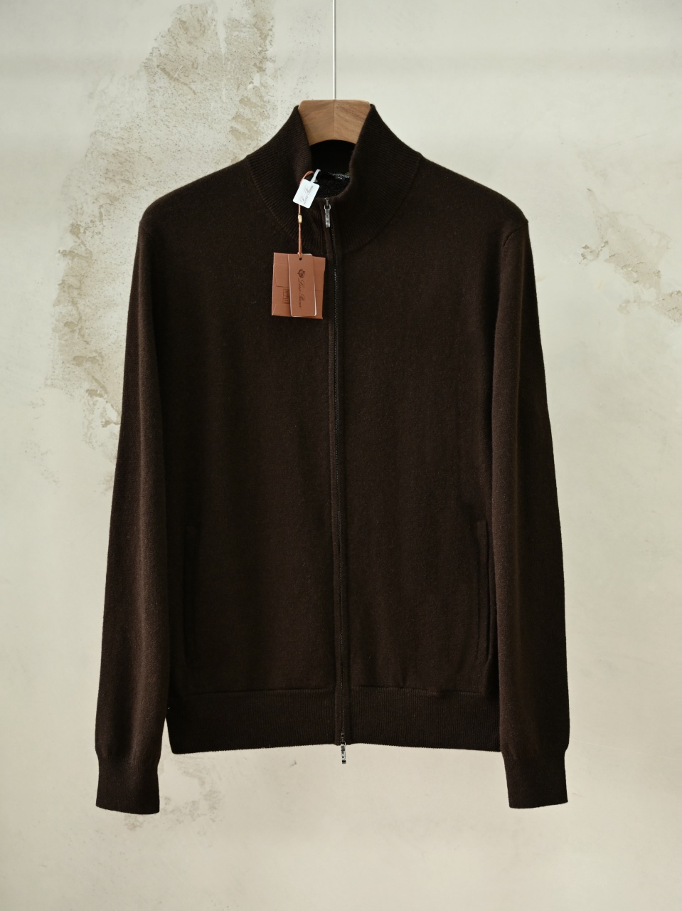 Loro Piana LP Men's Pure Cashmere Long-Sleeve Sweater 羊绒细面料长袖 -LP0107-B0