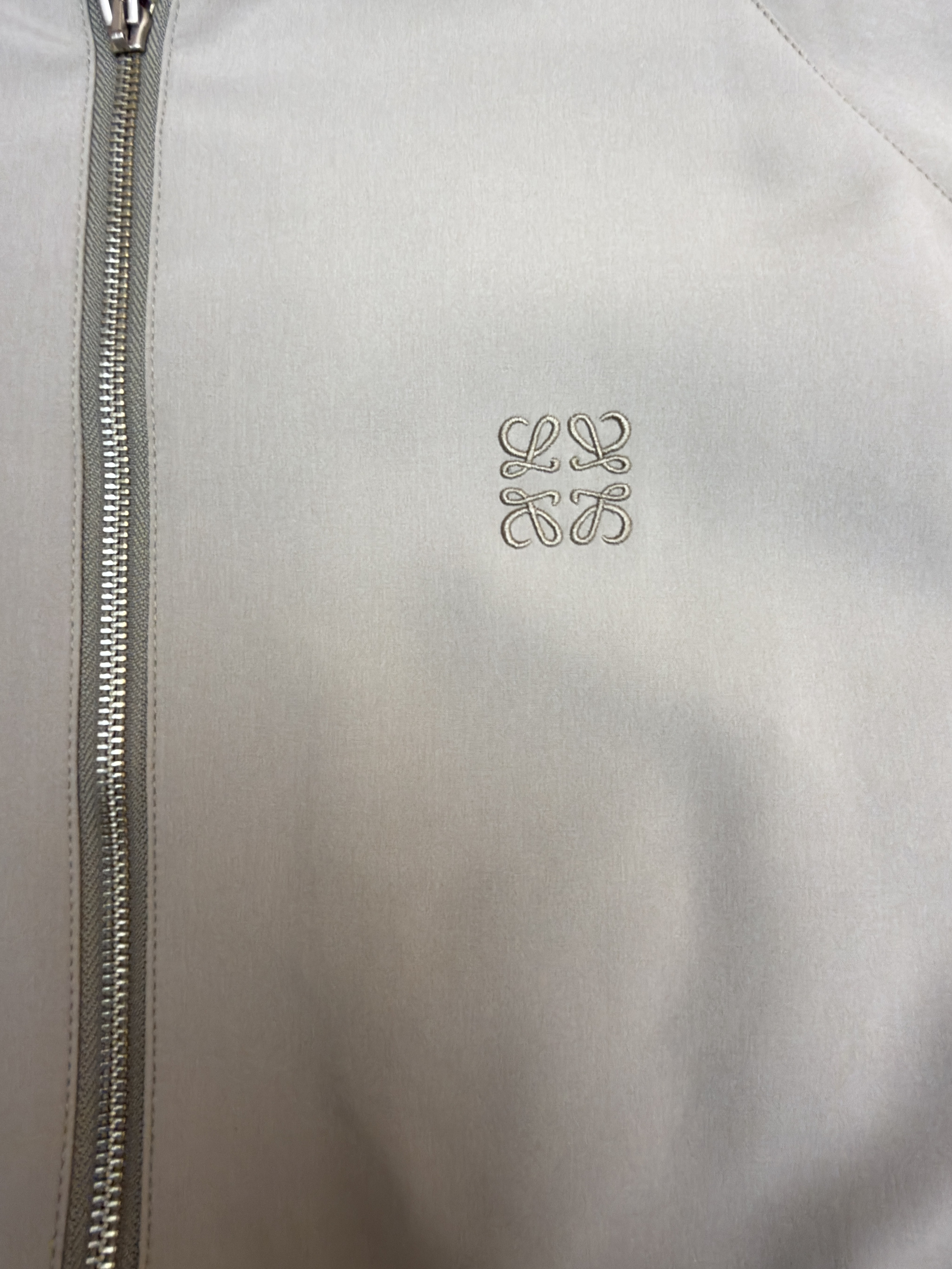 LOEWE 罗意威 丝光羊毛刺绣拉链外套 夹克 长袖 秋冬 杏色 B5