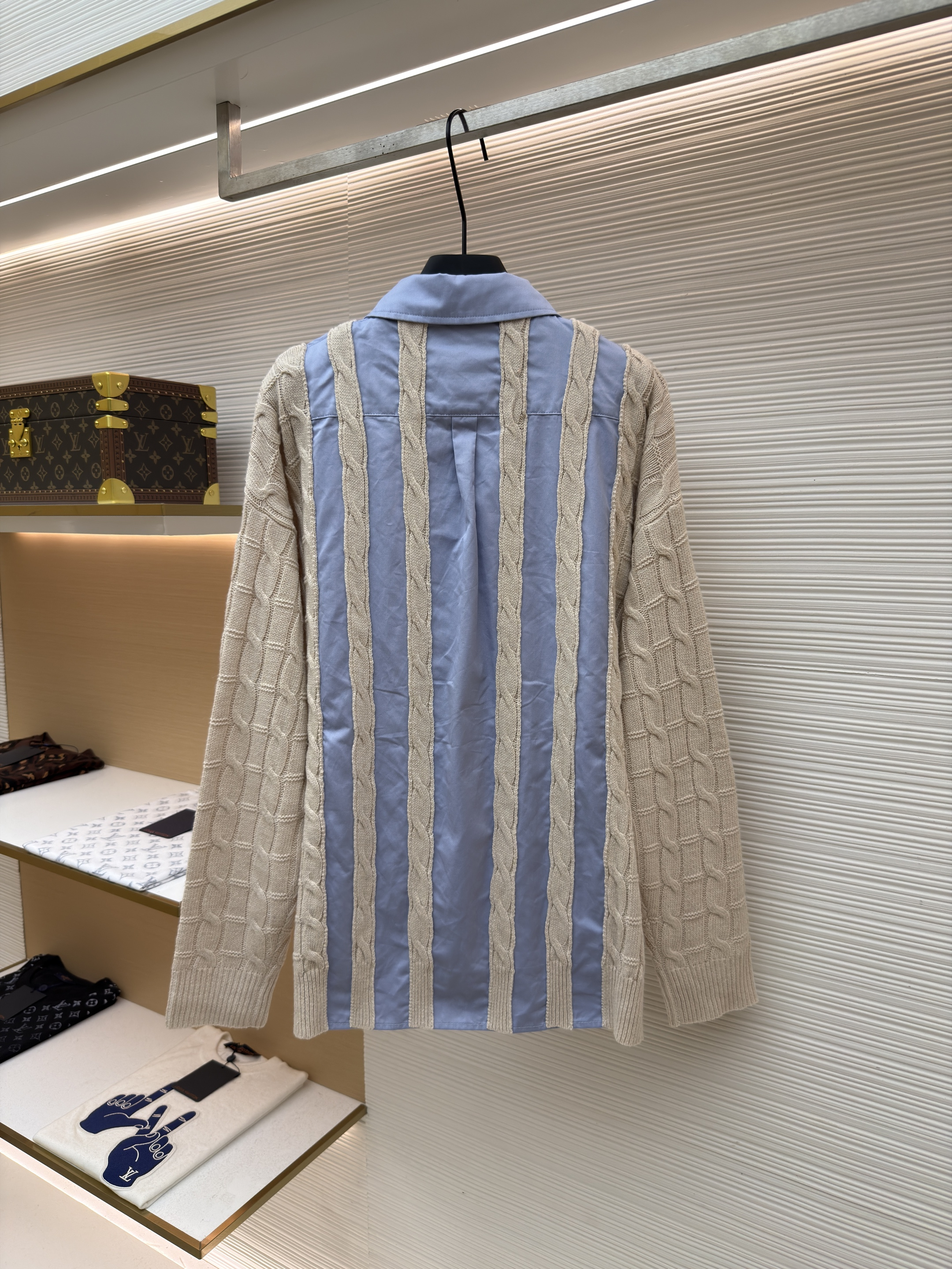 LOEWE 罗意威 刺绣羊毛混搭衬衫 毛衣 针织衫 外套 长袖 蓝色 棕色 B5