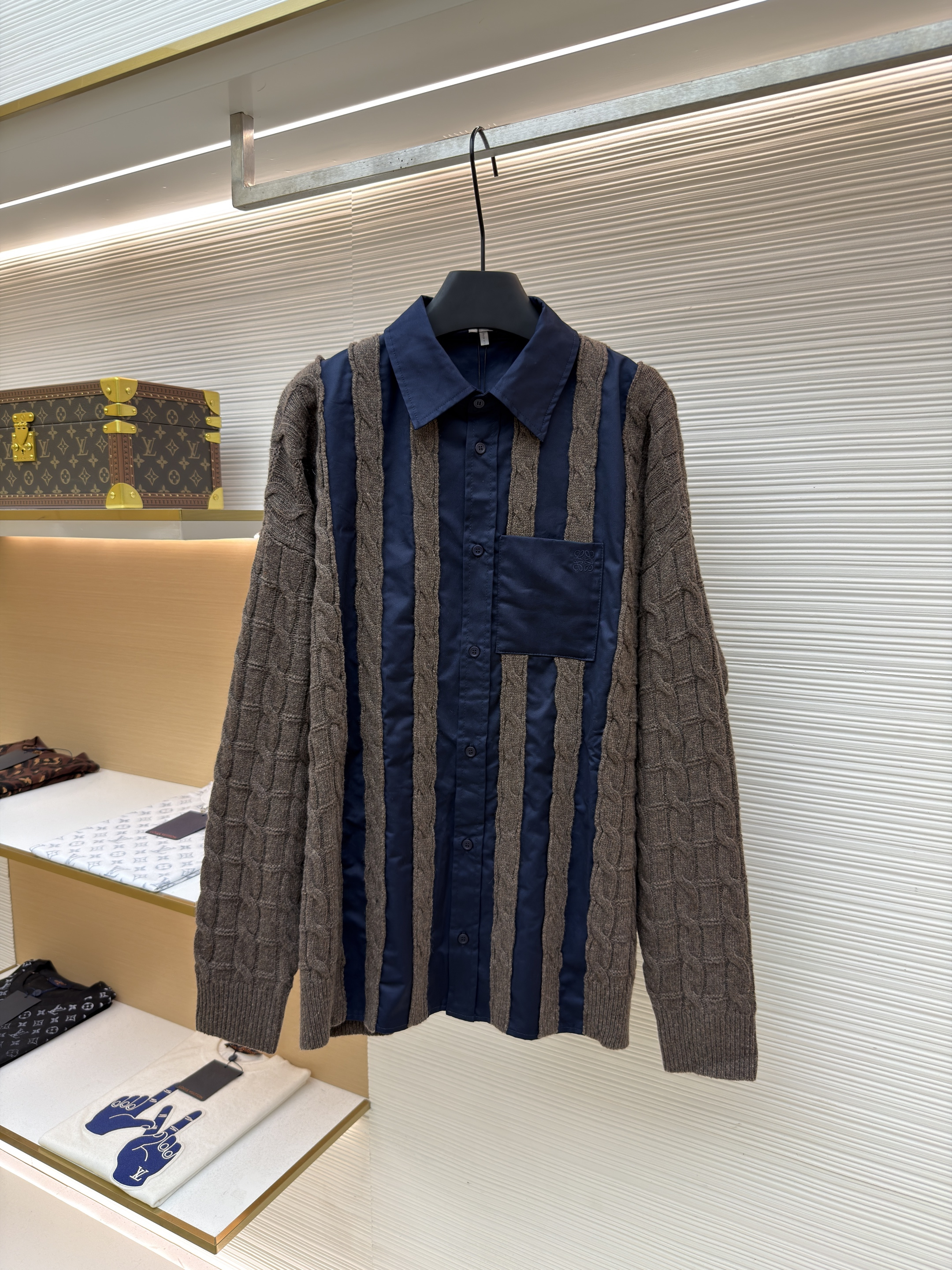 LOEWE 罗意威 刺绣羊毛混搭衬衫 毛衣 针织衫 外套 长袖 蓝色 棕色 B5