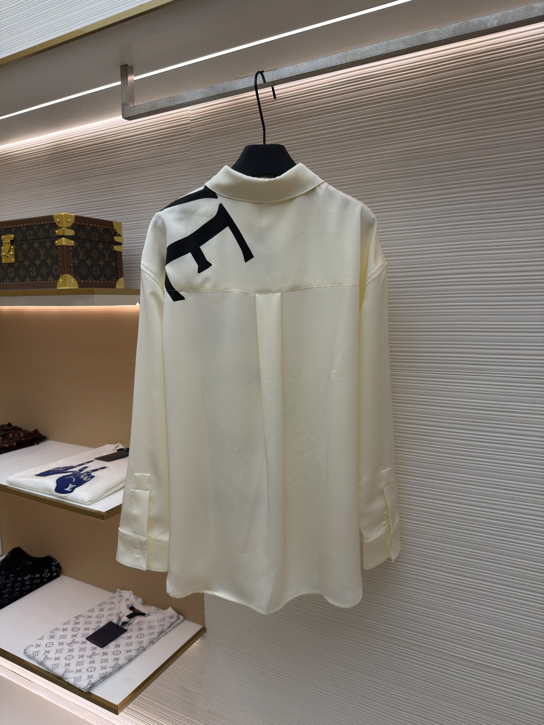 LOEWE 罗意威 印花丝绸衬衫 外套 长袖 秋冬 白色 B0