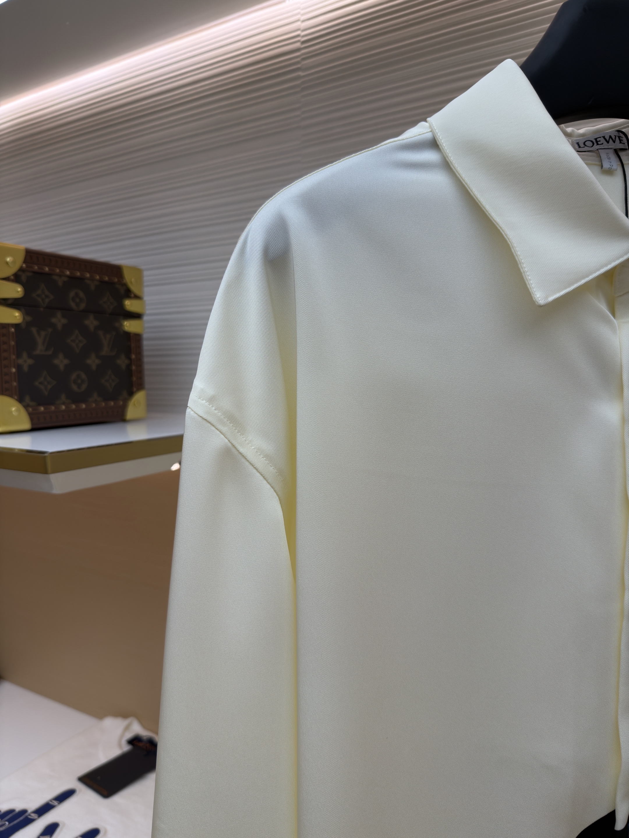 LOEWE 罗意威 印花丝绸衬衫 外套 长袖 秋冬 白色 B0