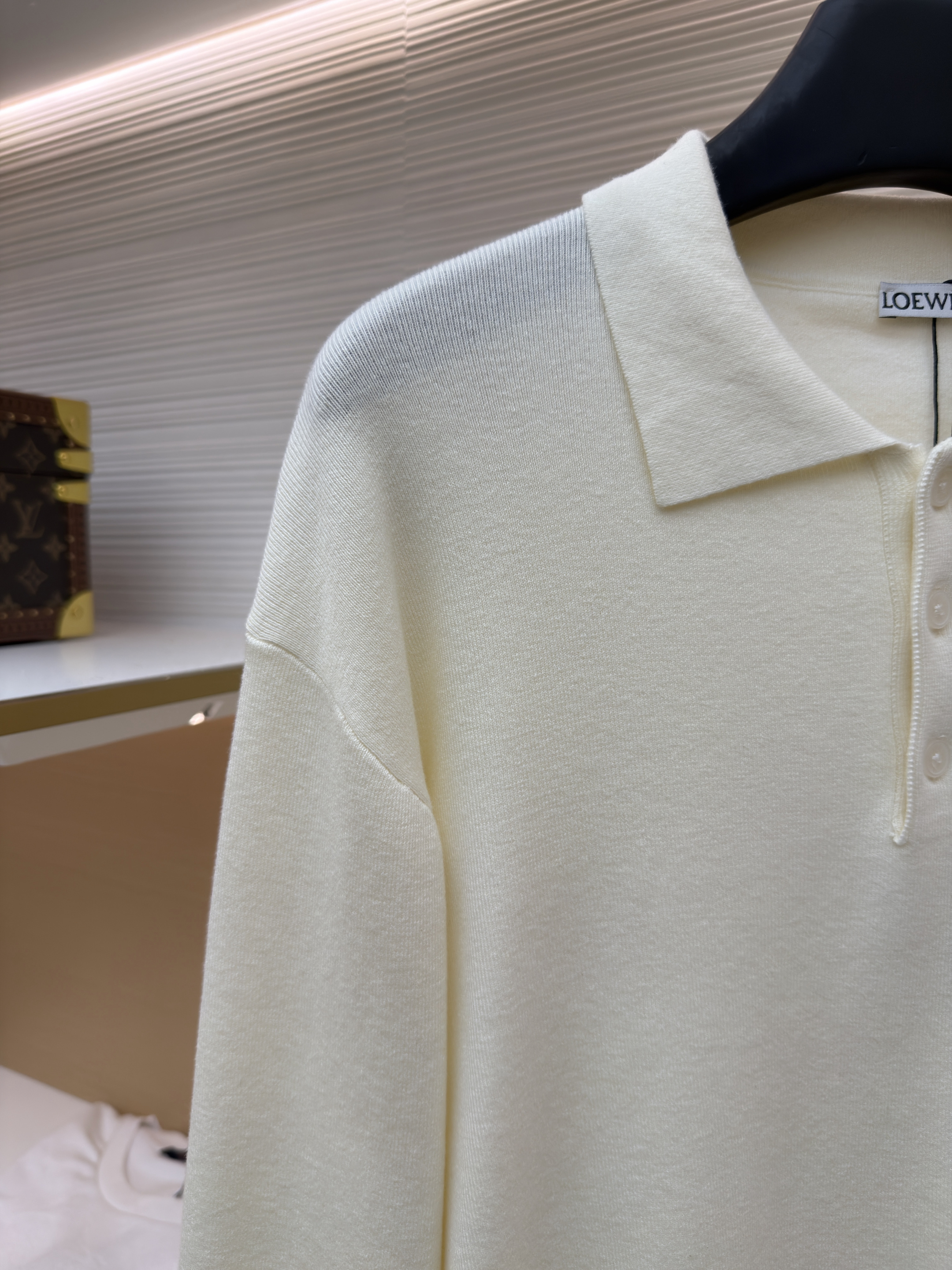 LOEWE 罗意威 刺绣针织Polo衫 针织衫 外套 长袖 秋冬 米白色 B0