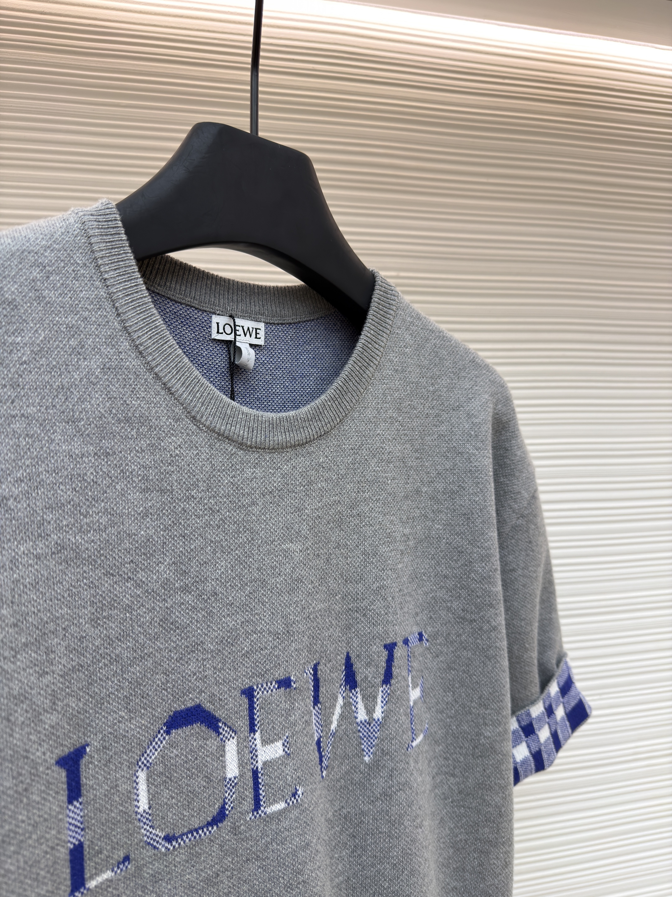 Loewe 罗意威 内格纹翻袖圆领针织短袖 针织衫 T恤 灰色 棕色 A7