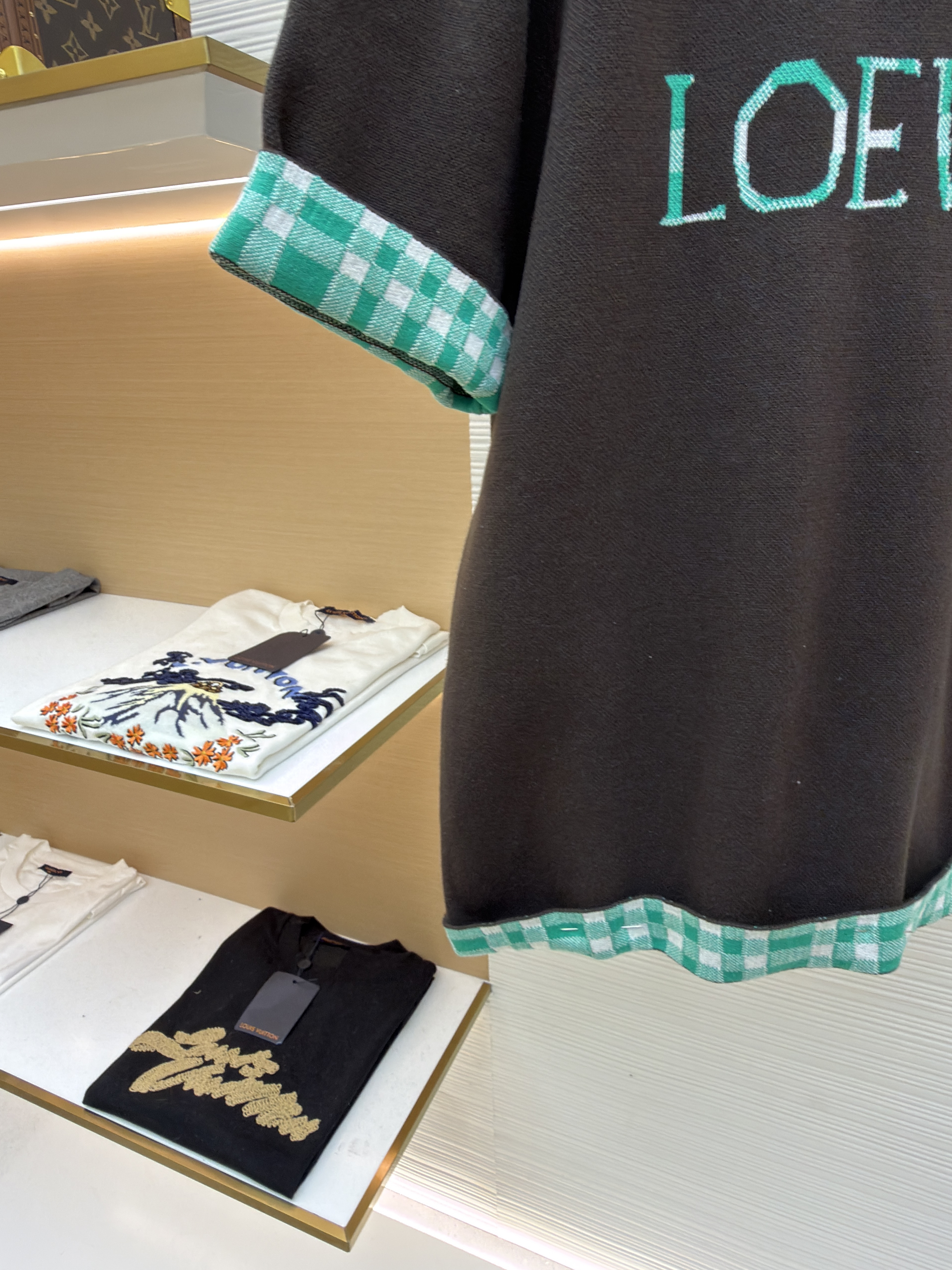 Loewe 罗意威 内格纹翻袖圆领针织短袖 针织衫 T恤 灰色 棕色 A7