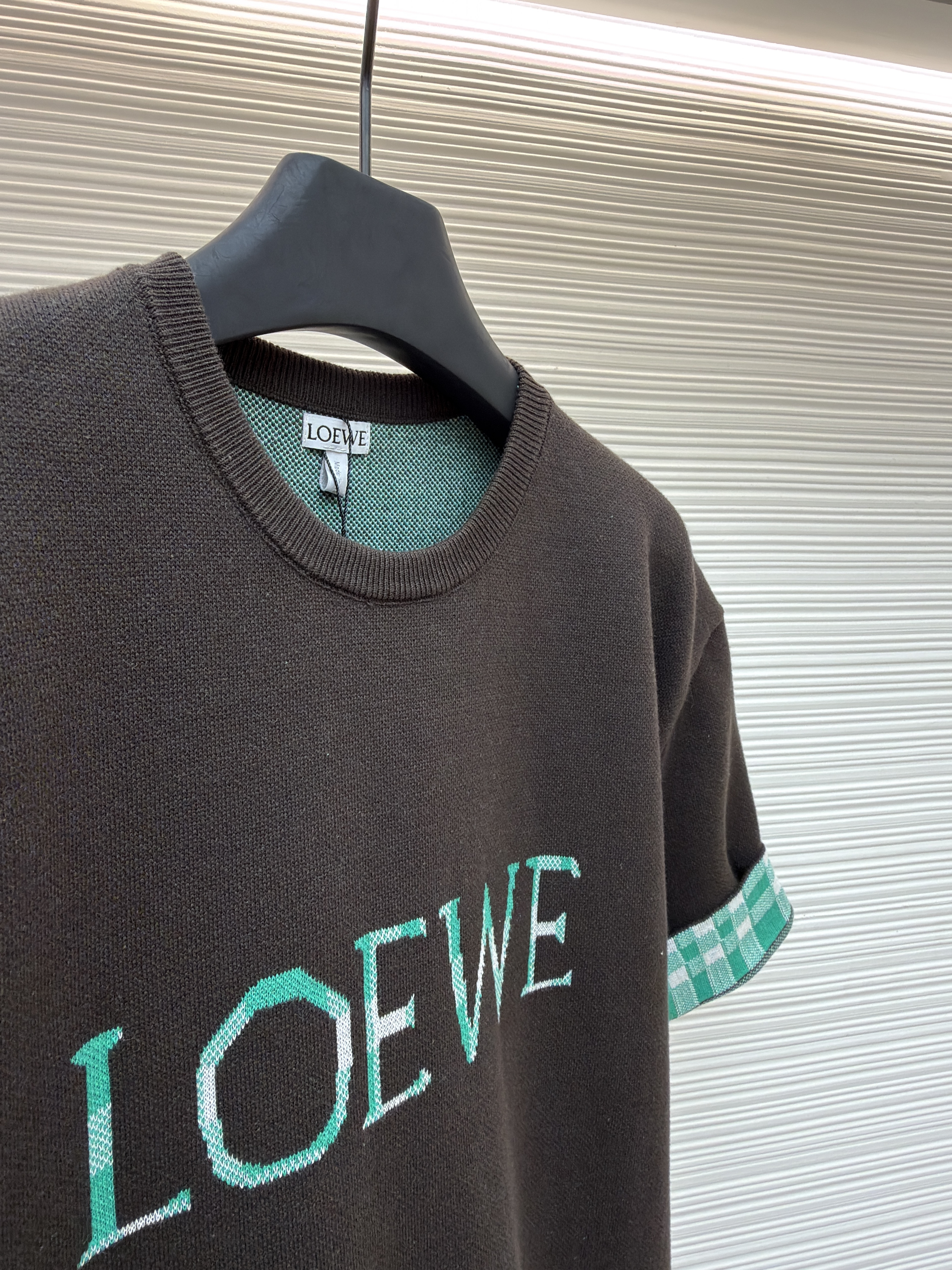 Loewe 罗意威 内格纹翻袖圆领针织短袖 针织衫 T恤 灰色 棕色 A7