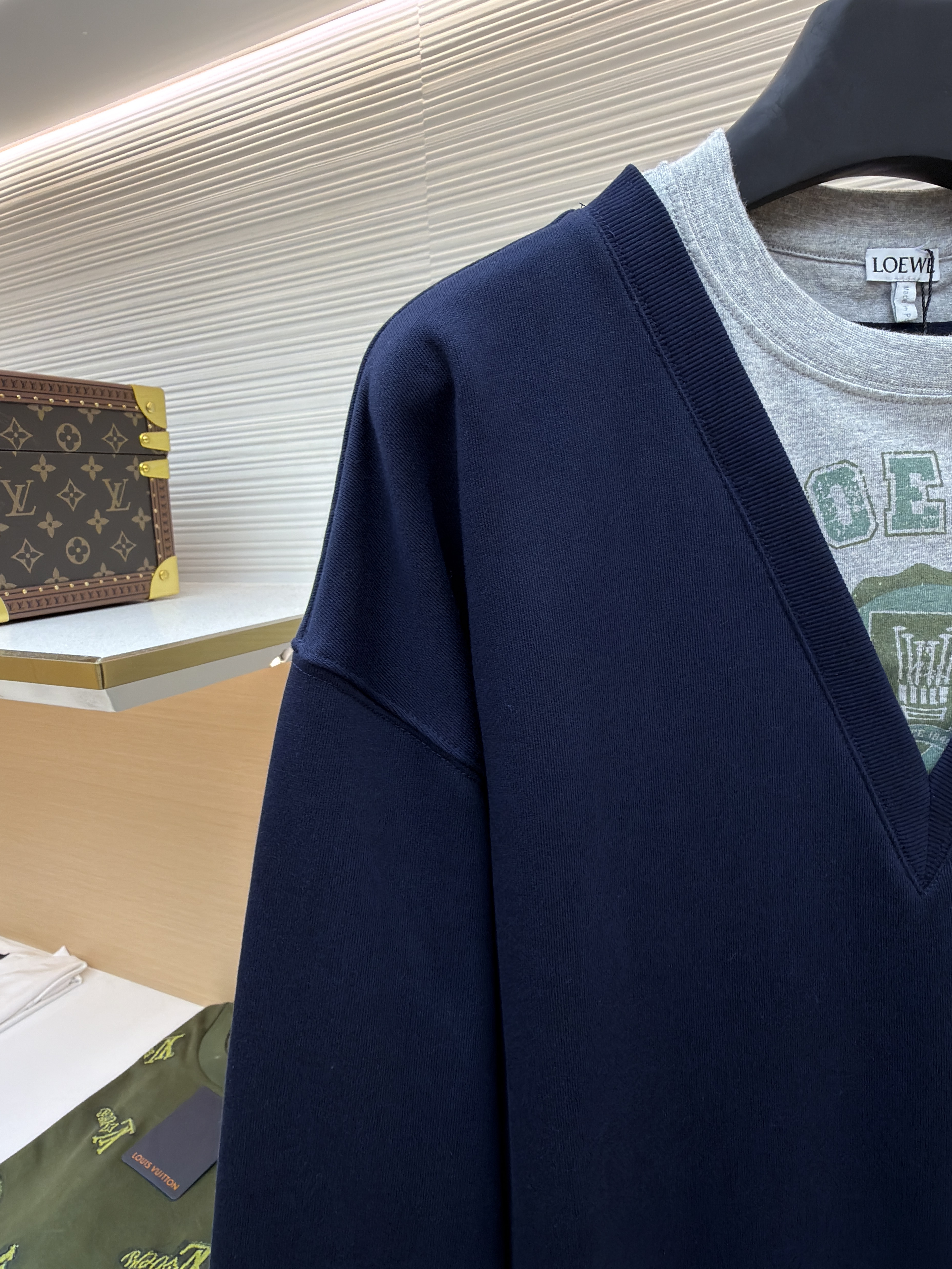 LOEWE 罗意威 假两件印花圆领卫衣 外套 长袖 秋冬 藏蓝色 灰色 B0 H526Y24X68-5190