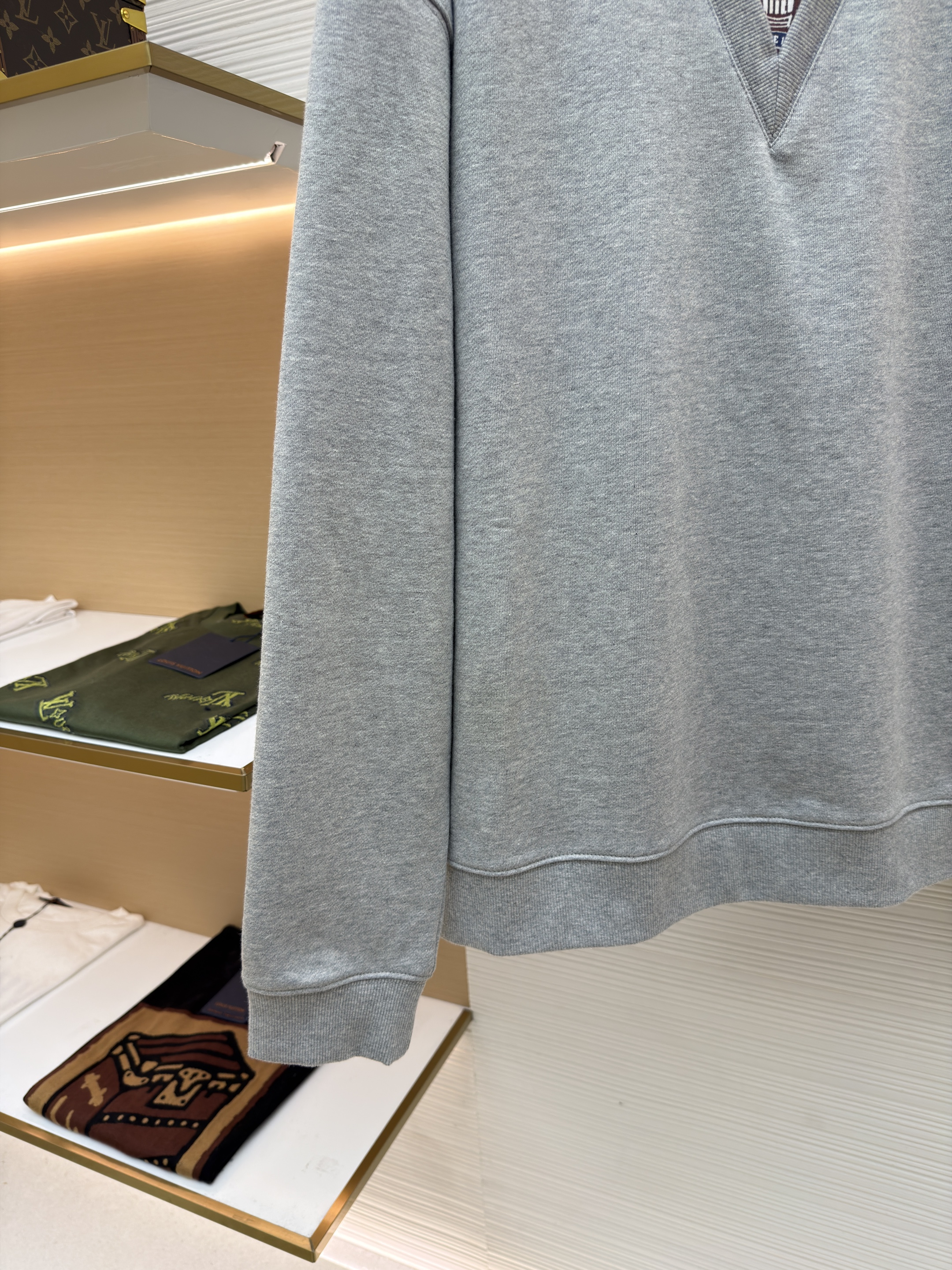 LOEWE 罗意威 假两件印花圆领卫衣 外套 长袖 秋冬 藏蓝色 灰色 B0 H526Y24X68-5190