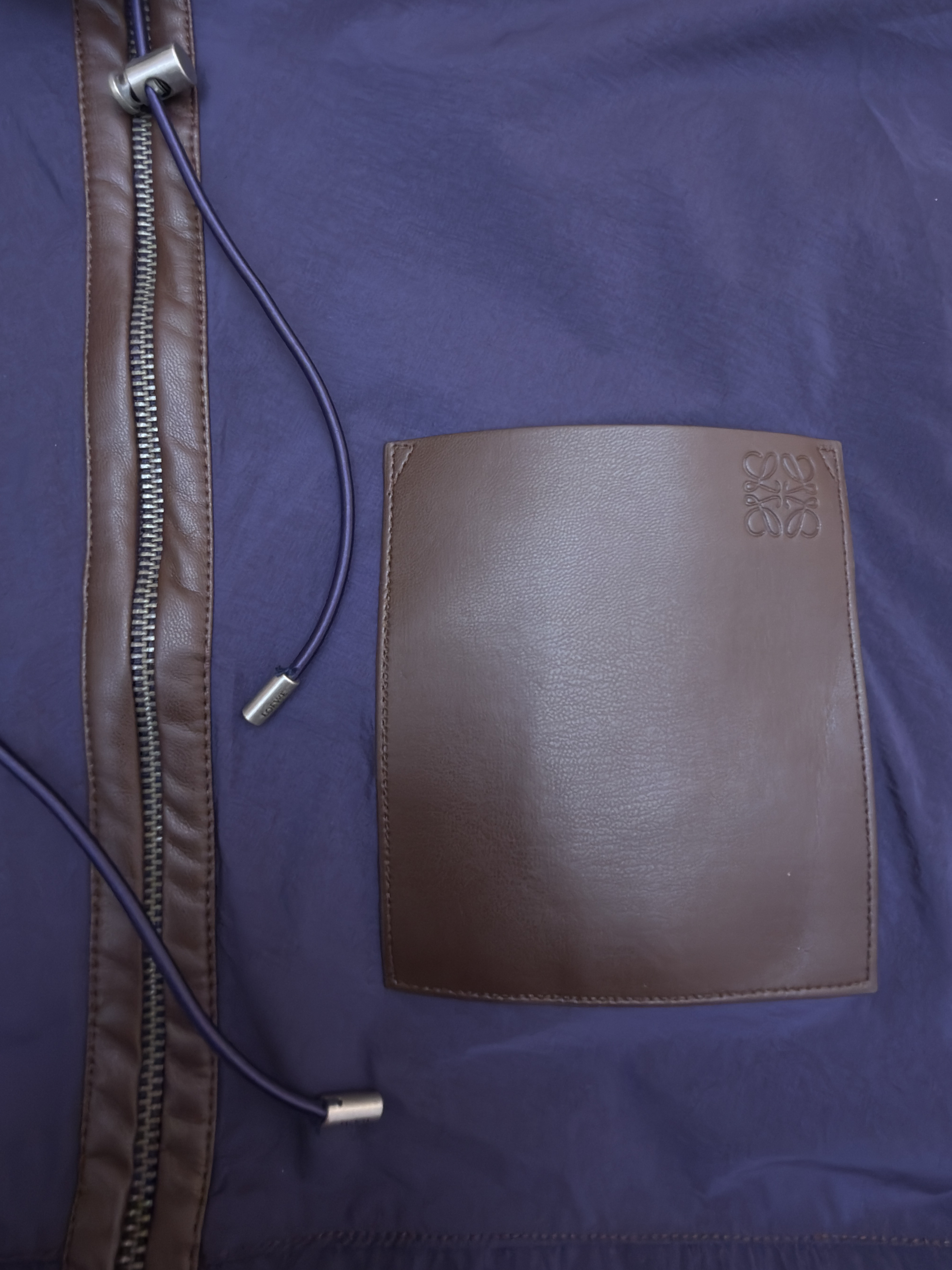 LOEWE 罗意威 皮革拼接拉链连帽外套 夹克 长袖 秋冬 卡其色 紫色 C0