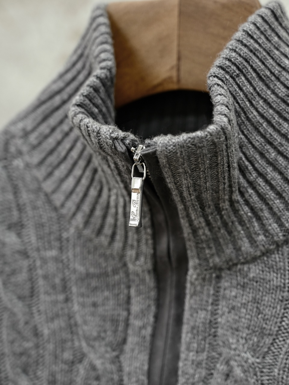 （Half-zip cable-knit）Loro Piana LP Men's Pure Cashmere Long-Sleeve Sweater 半拉链 麻花 长袖 -LP062-B0