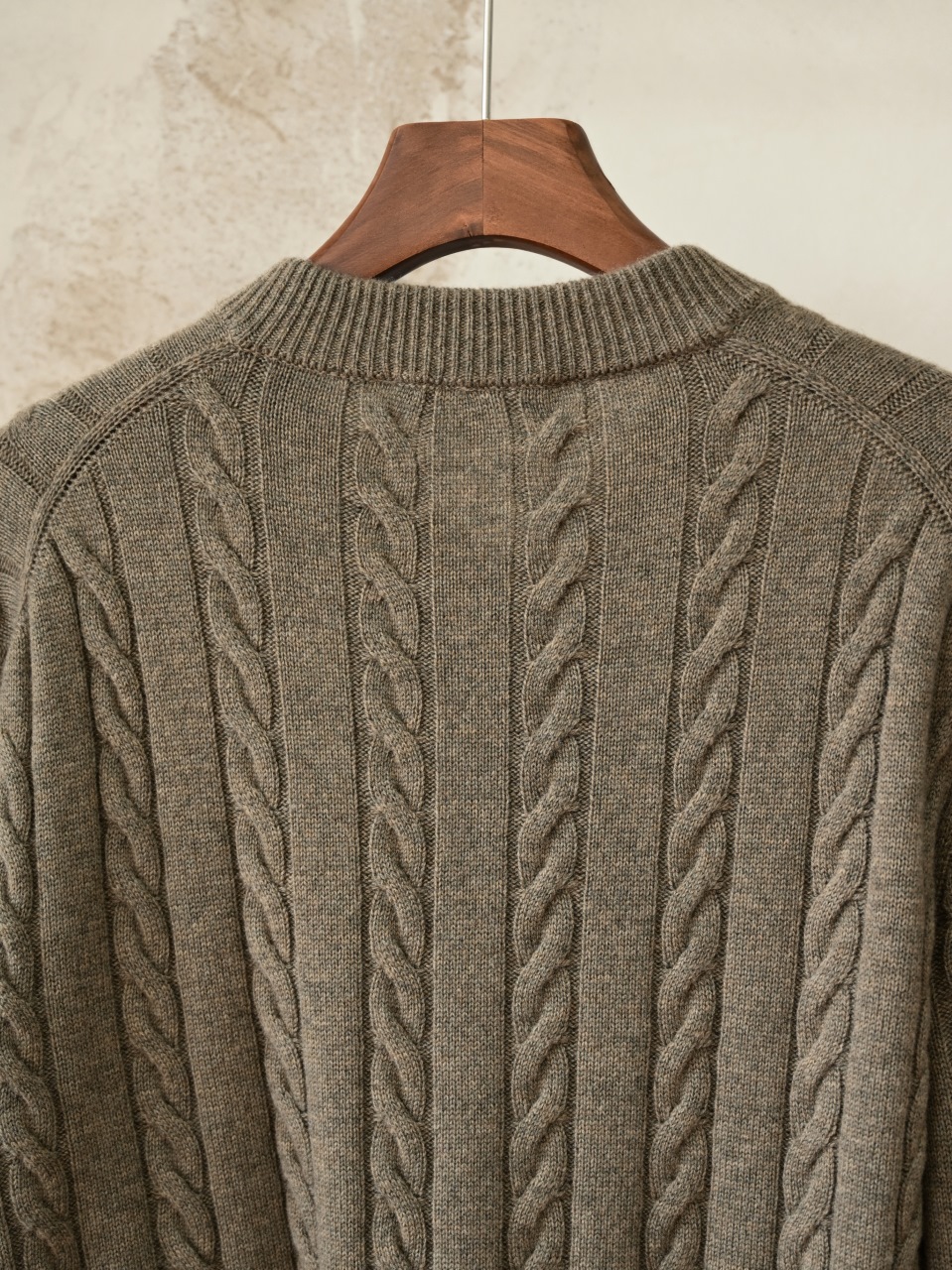 （Double zipper pulls）Loro Piana LP Men's Pure Cashmere Cable-Knit Zip-Up Jacket with Slight V-Neck 双拉链头 麻花 外套 -LP0105-B0