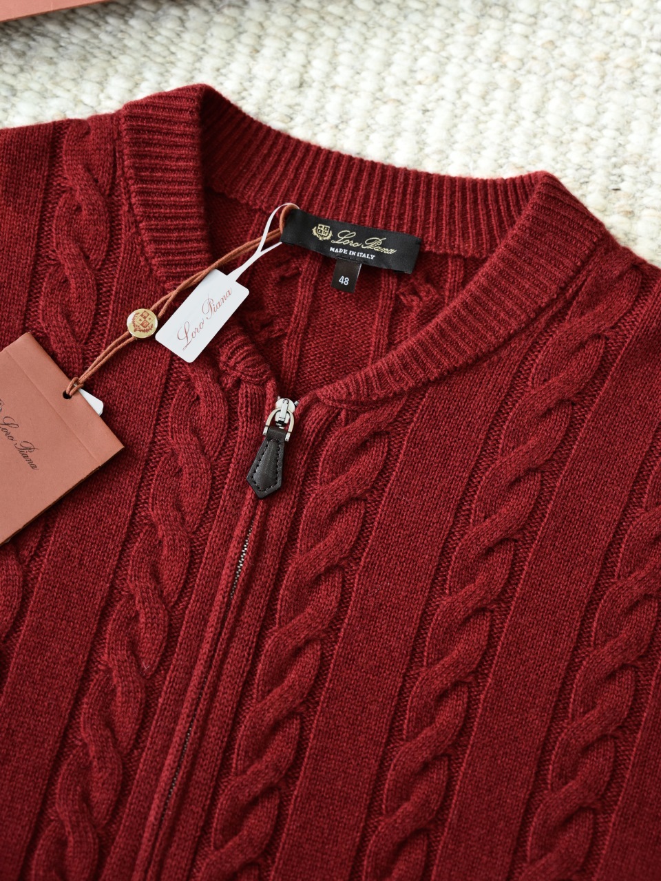 （Double zipper pulls）Loro Piana LP Men's Pure Cashmere Cable-Knit Zip-Up Jacket with Slight V-Neck 双拉链头 麻花 外套 -LP0105-B0