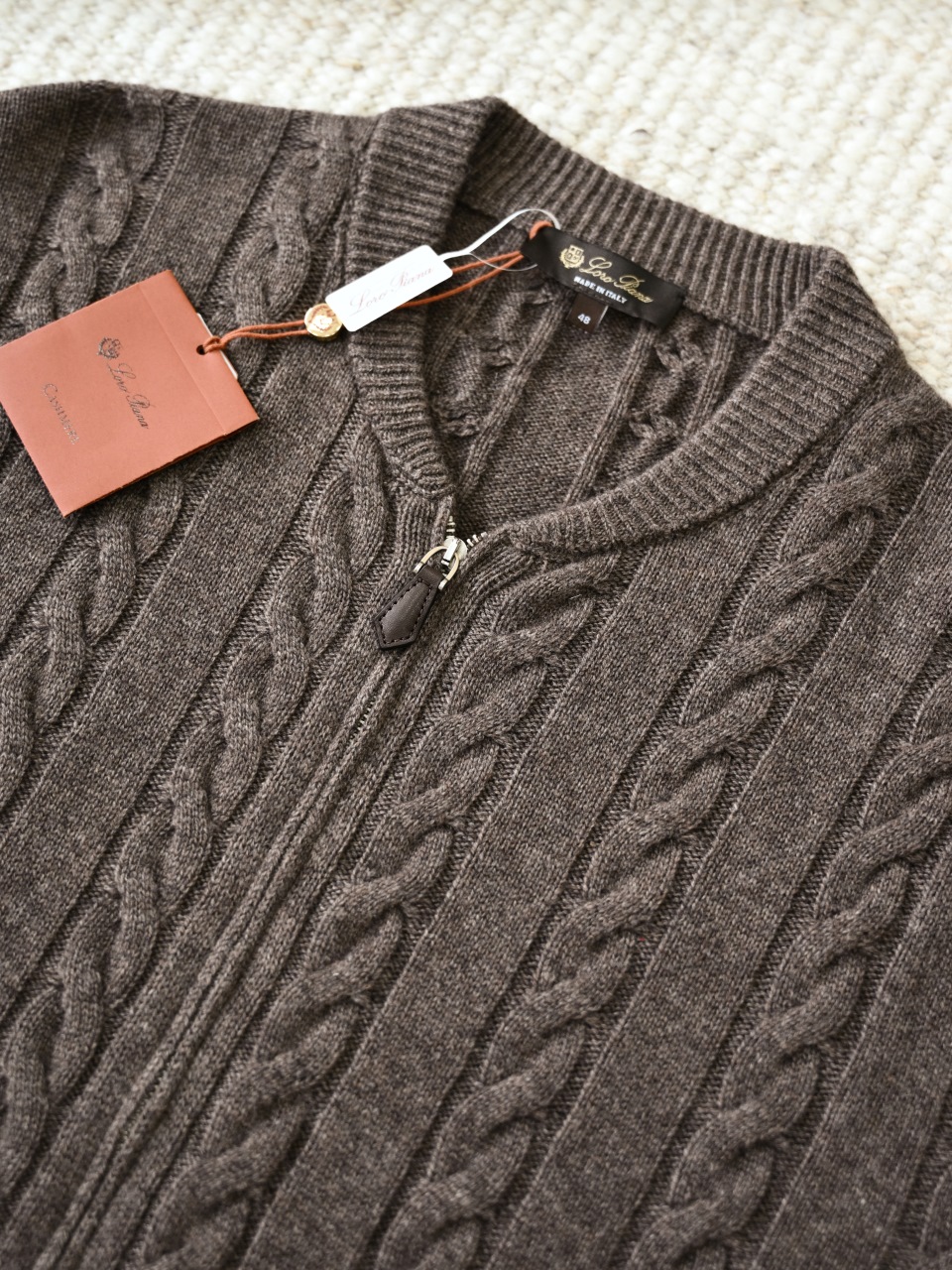 （Double zipper pulls）Loro Piana LP Men's Pure Cashmere Cable-Knit Zip-Up Jacket with Slight V-Neck 双拉链头 麻花 外套 -LP0105-B0
