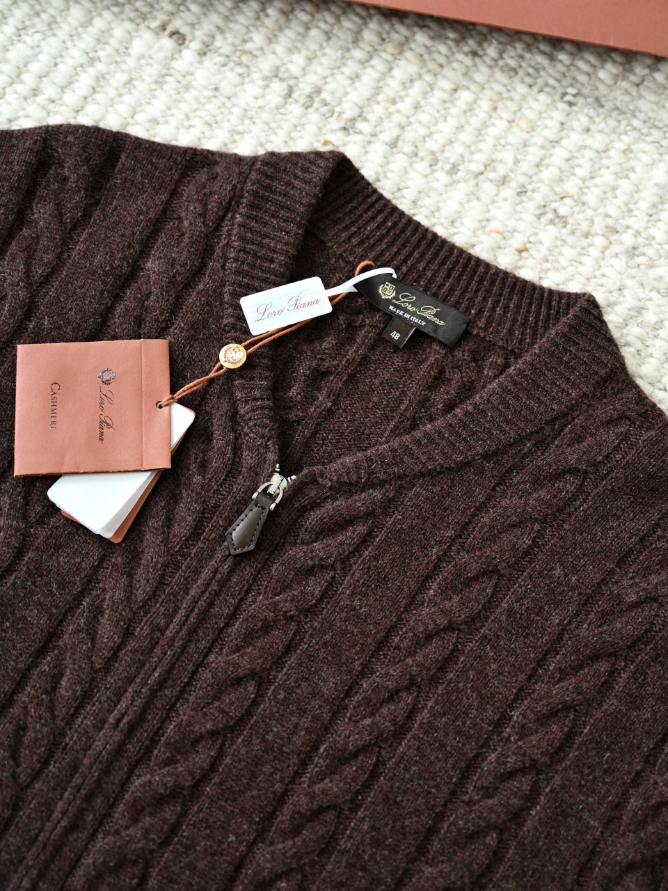 （Double zipper pulls）Loro Piana LP Men's Pure Cashmere Cable-Knit Zip-Up Jacket with Slight V-Neck 双拉链头 麻花 外套 -LP0105-B0
