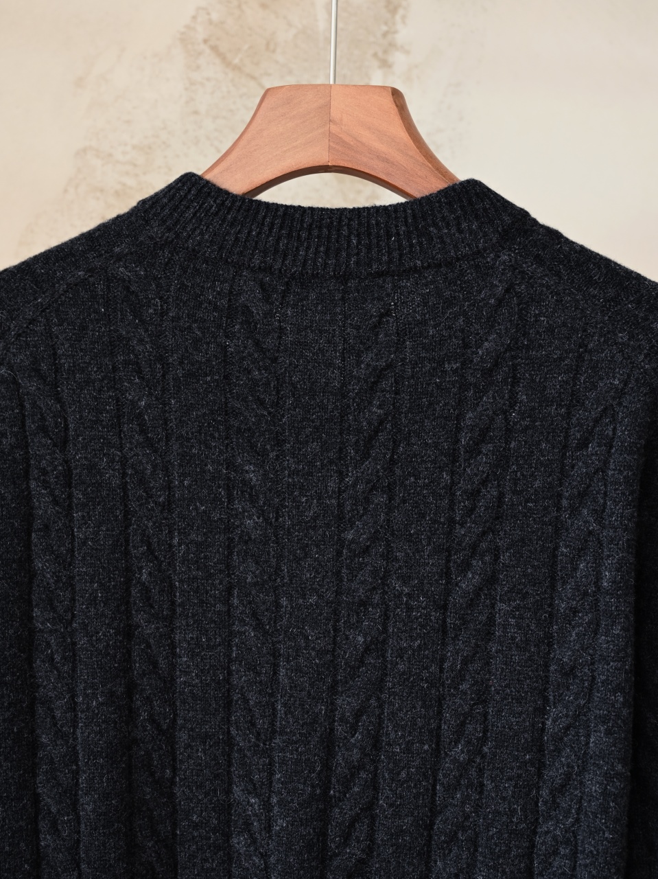 （Double zipper pulls）Loro Piana LP Men's Pure Cashmere Cable-Knit Zip-Up Jacket with Slight V-Neck 双拉链头 麻花 外套 -LP0105-B0