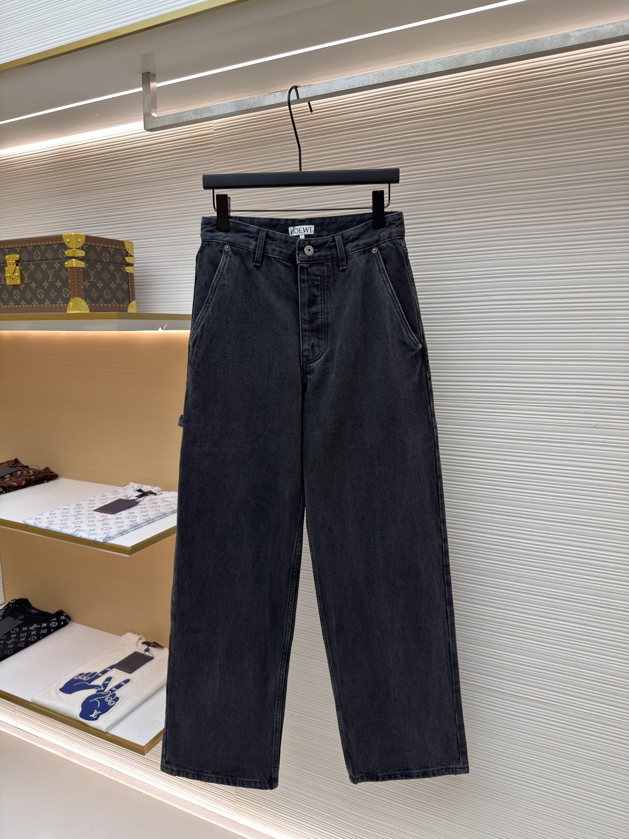 Loewe 罗意威 压纹皮革牛仔裤 长裤 裤子 休闲裤 蓝色 黑色 B5