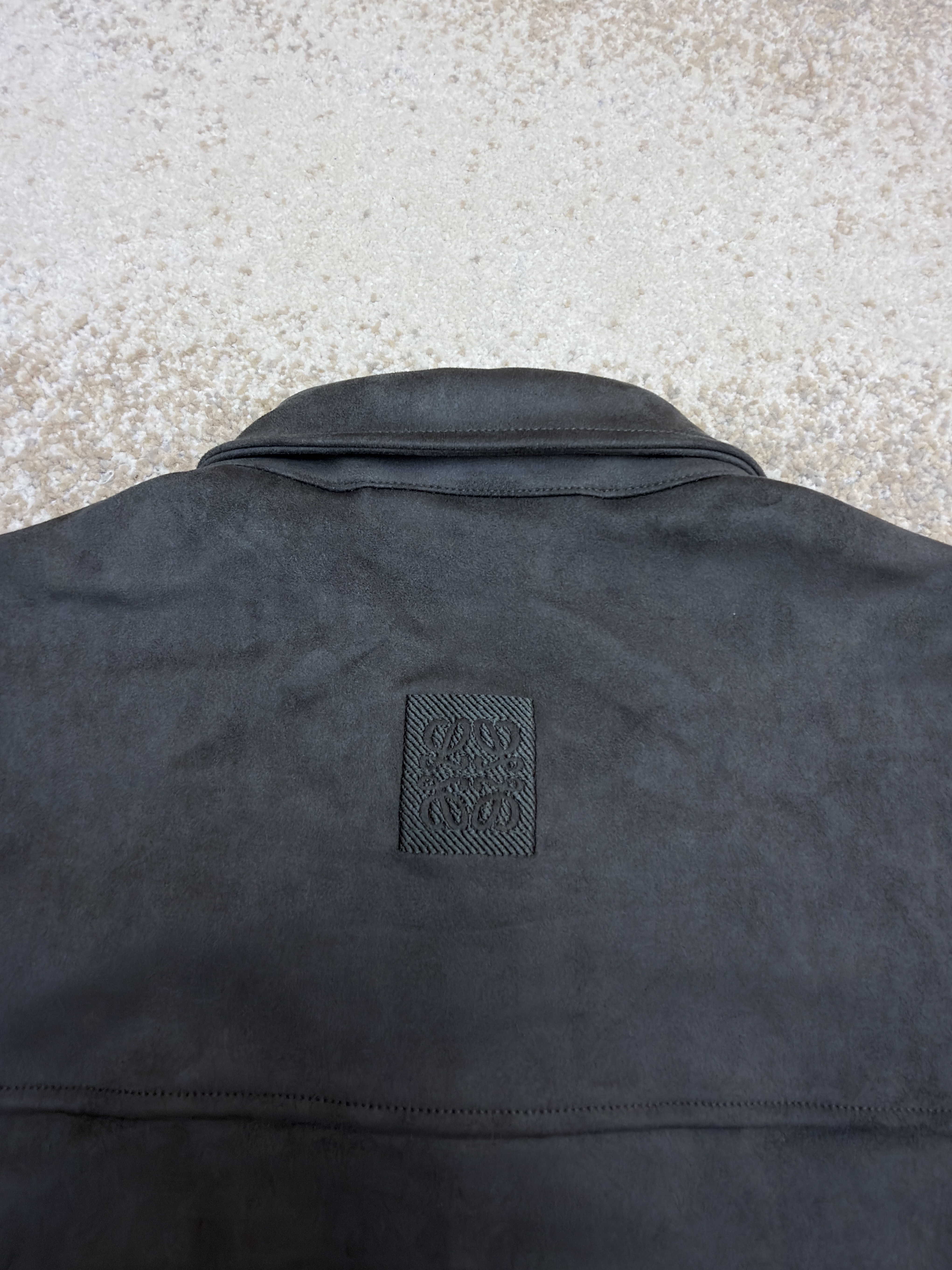 LOEWE 罗意威 刺绣麂皮绒外套 夹克 长袖 秋冬 卡其色 黑色 绿色 C0