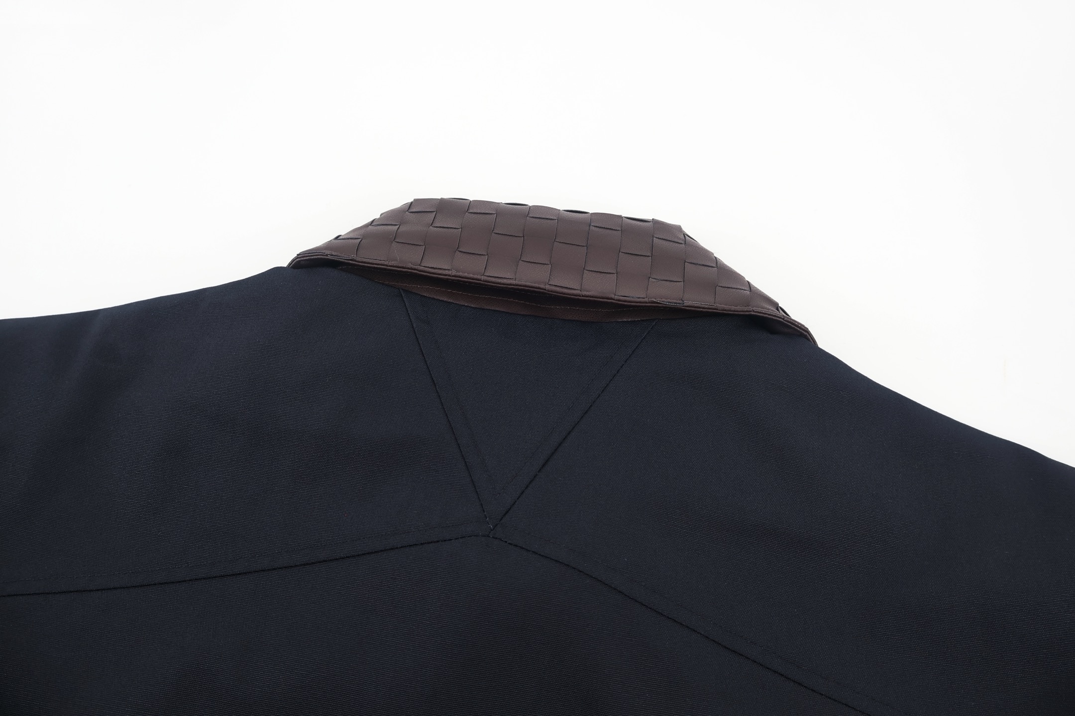 Bottega Veneta 编织皮领拉链外套 夹克 长袖 秋冬 C0