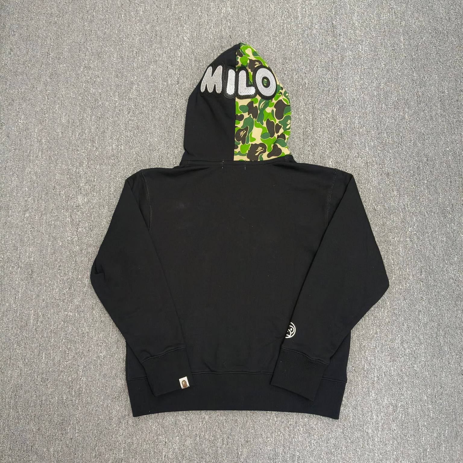 双帽 A BATHING APE BAPE  SS25  卡通小猴 拉链 外套  男女同款 黑色迷彩 XX911 