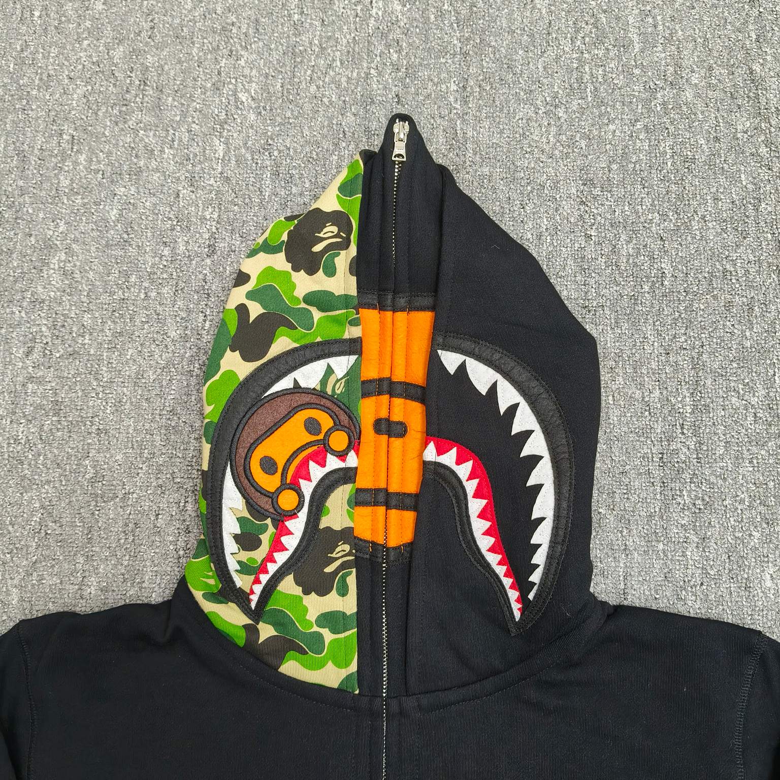 双帽 A BATHING APE BAPE  SS25  卡通小猴 拉链 外套  男女同款 黑色迷彩 XX911 