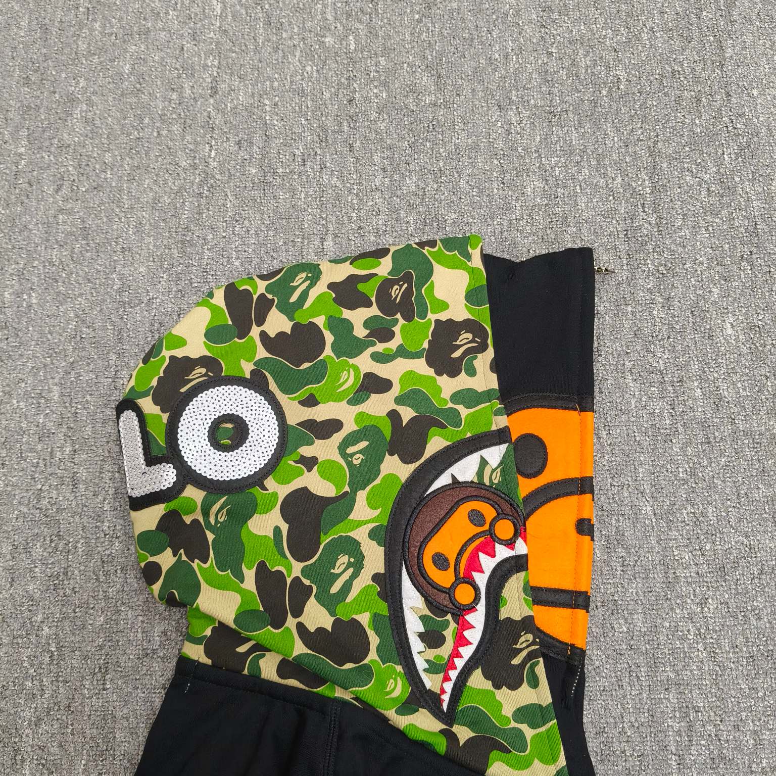 双帽 A BATHING APE BAPE  SS25  卡通小猴 拉链 外套  男女同款 黑色迷彩 XX911 