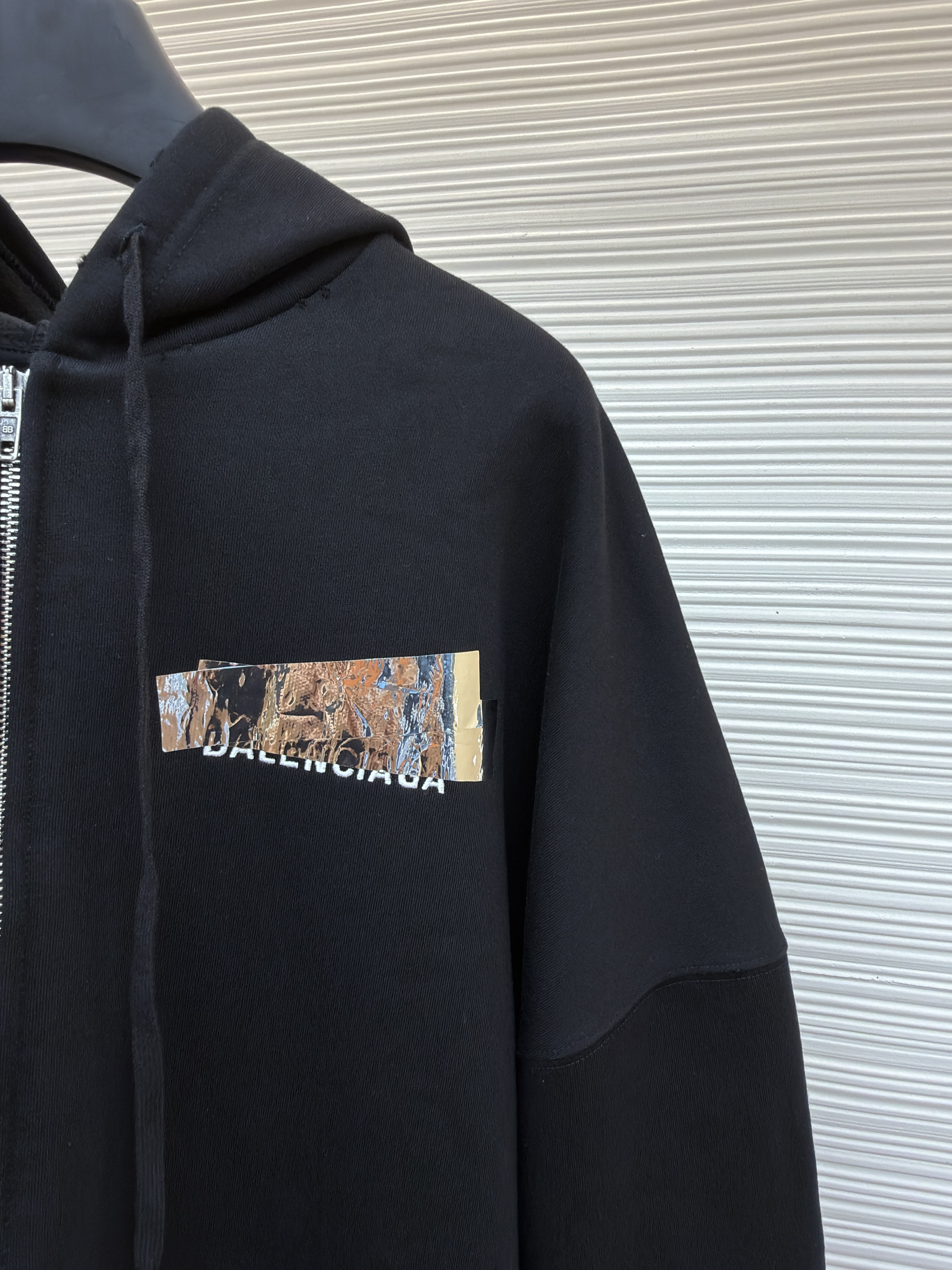 Balenciaga 巴黎世家 铝质胶带印花拉链连帽卫衣 外套 连帽衫 长袖 秋冬 黑色 B0