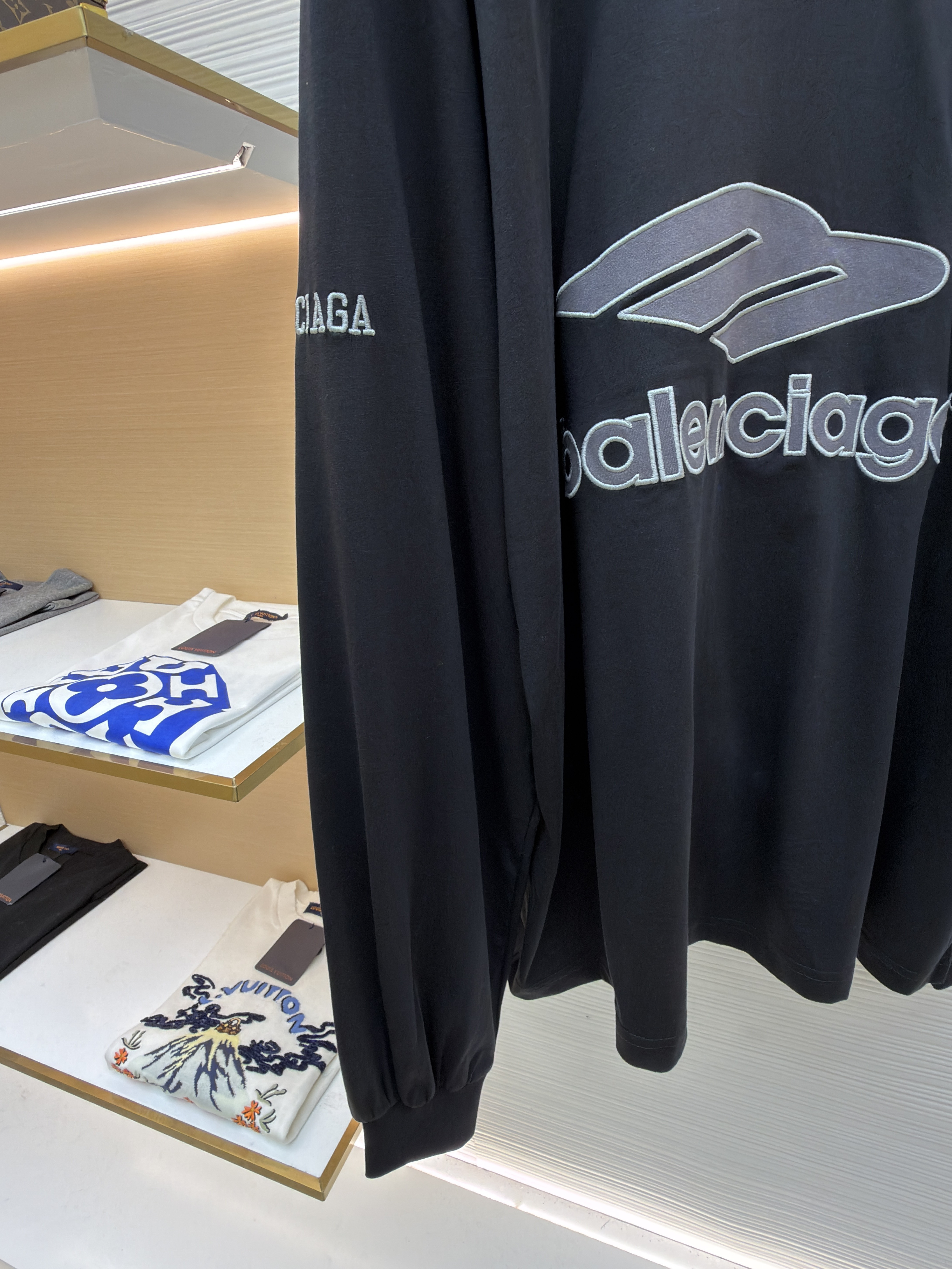 Balenciaga 巴黎世家 球队系列V领长袖 T恤 秋冬 黑色 蓝色 A7