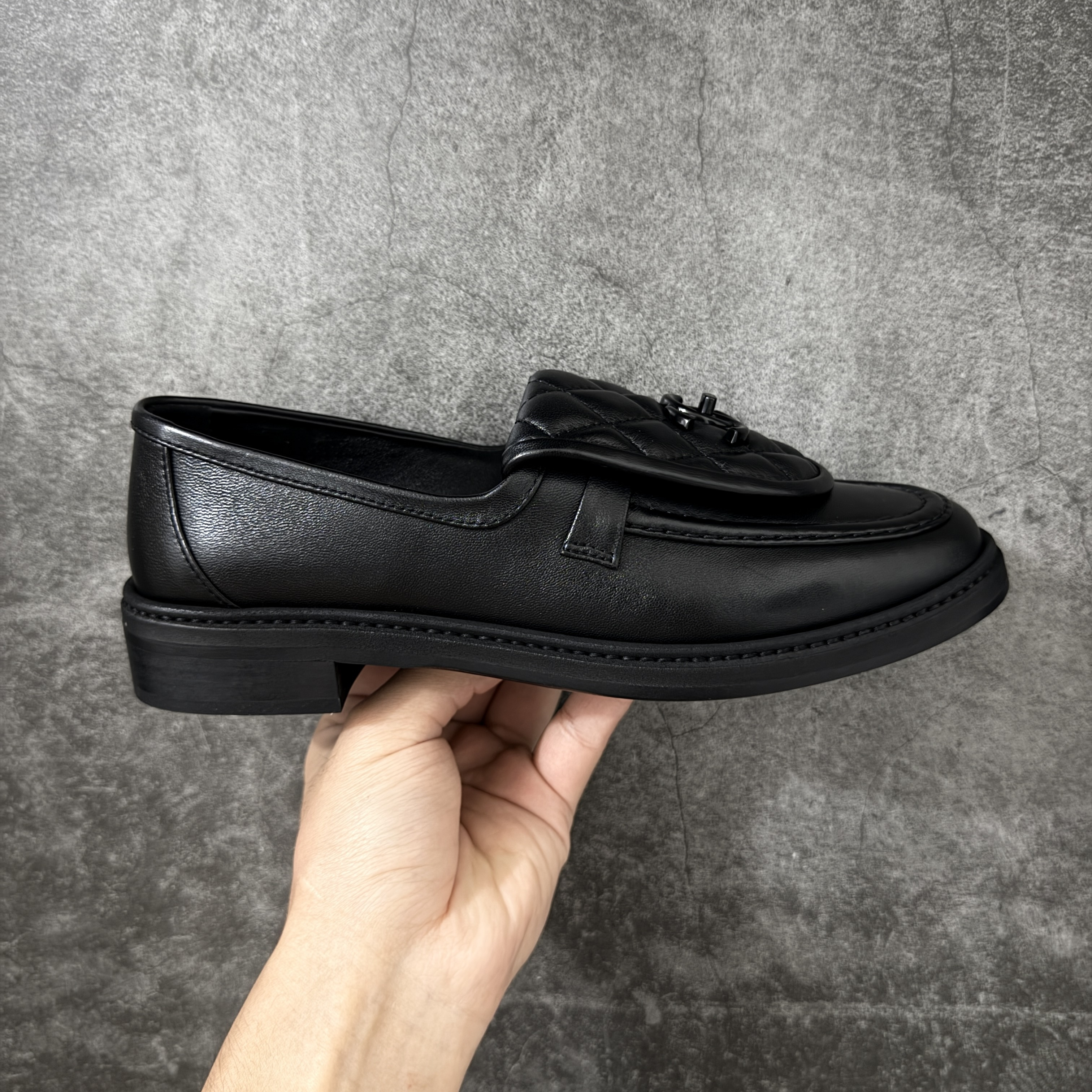 乐福 CHANEL 24s Women’s Fine Lambskin Loafers-B5-G45474 B15482 94305（Black Label）