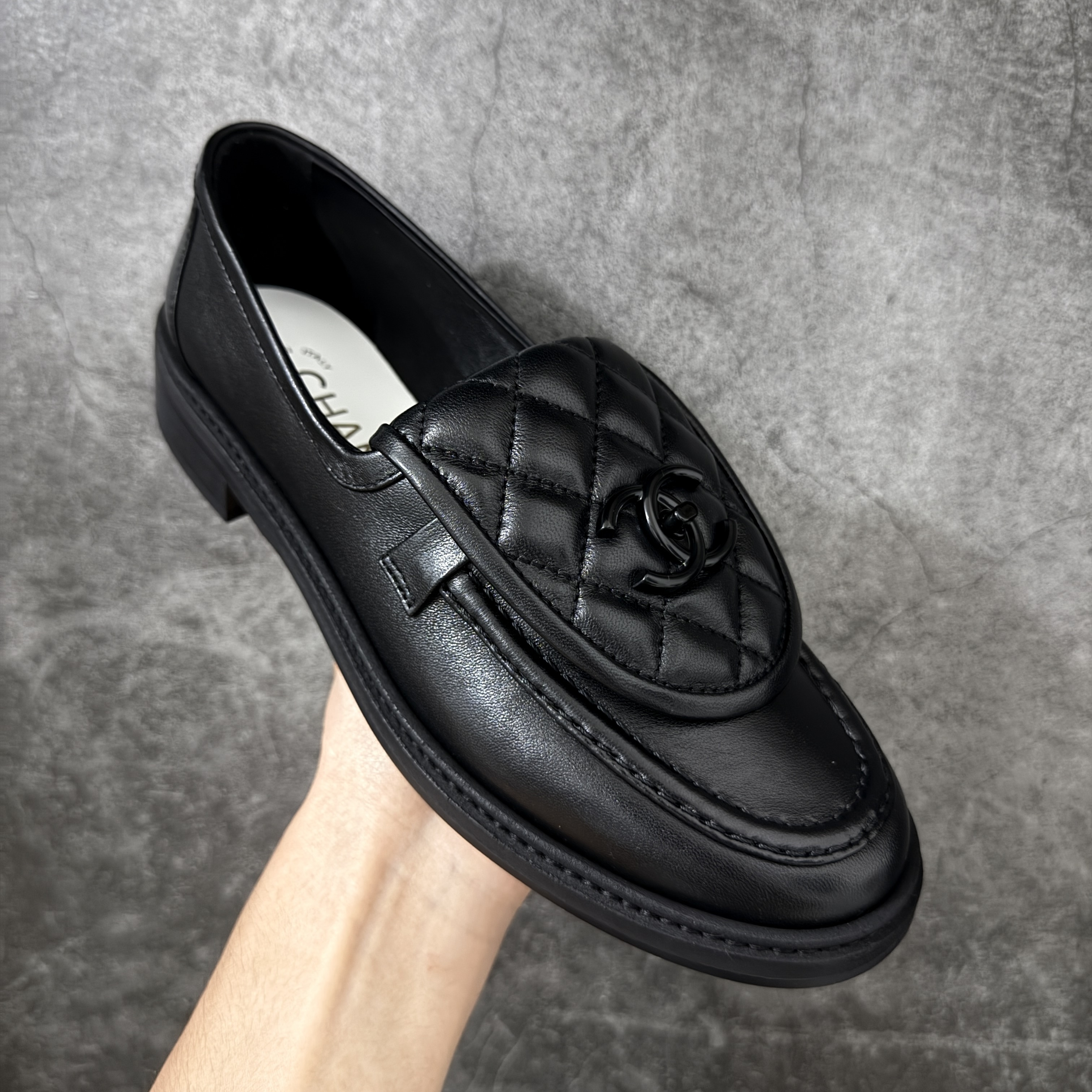 乐福 CHANEL 24s Women’s Fine Lambskin Loafers-B5-G45474 B15482 94305（Black Label）