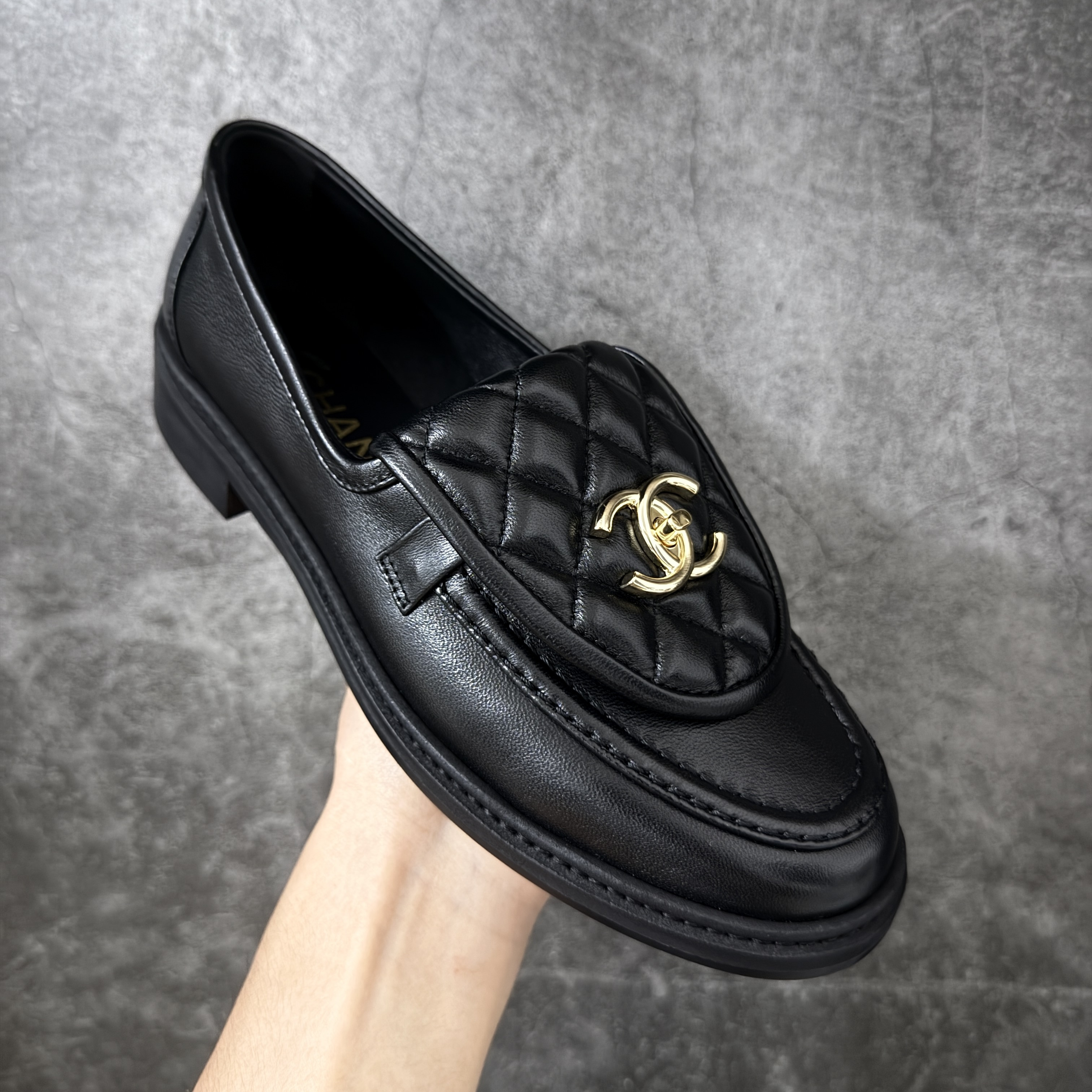 乐福 CHANEL 25s Women’s Fine Lambskin Loafers-B5-G45474 B20236 94305（Gold Label）