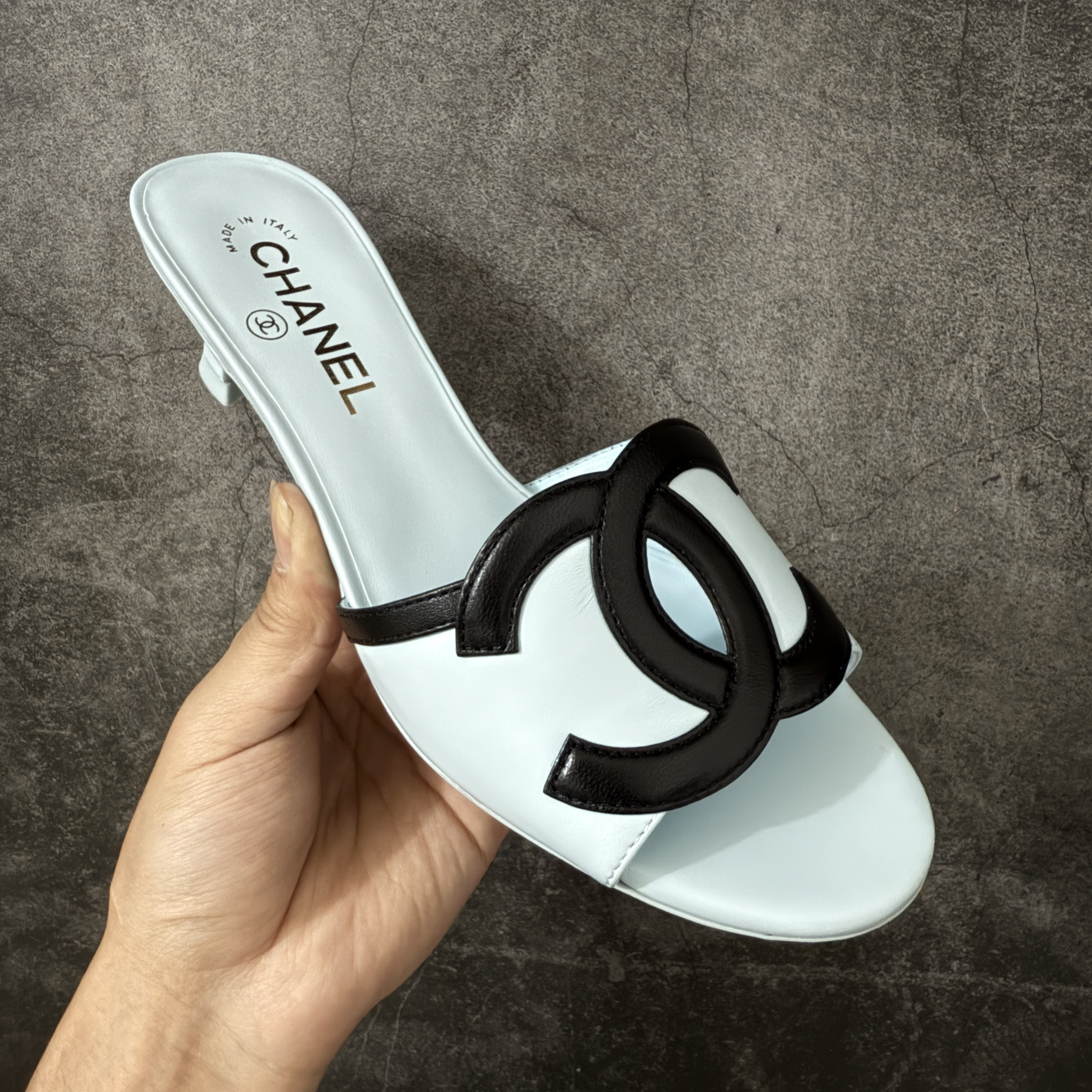 CHANEL 26s Women’s 4.5cm Sheepskin Round-Toe Slip-On Slides-B5-G47252-X01000-U9817一字拖鞋 