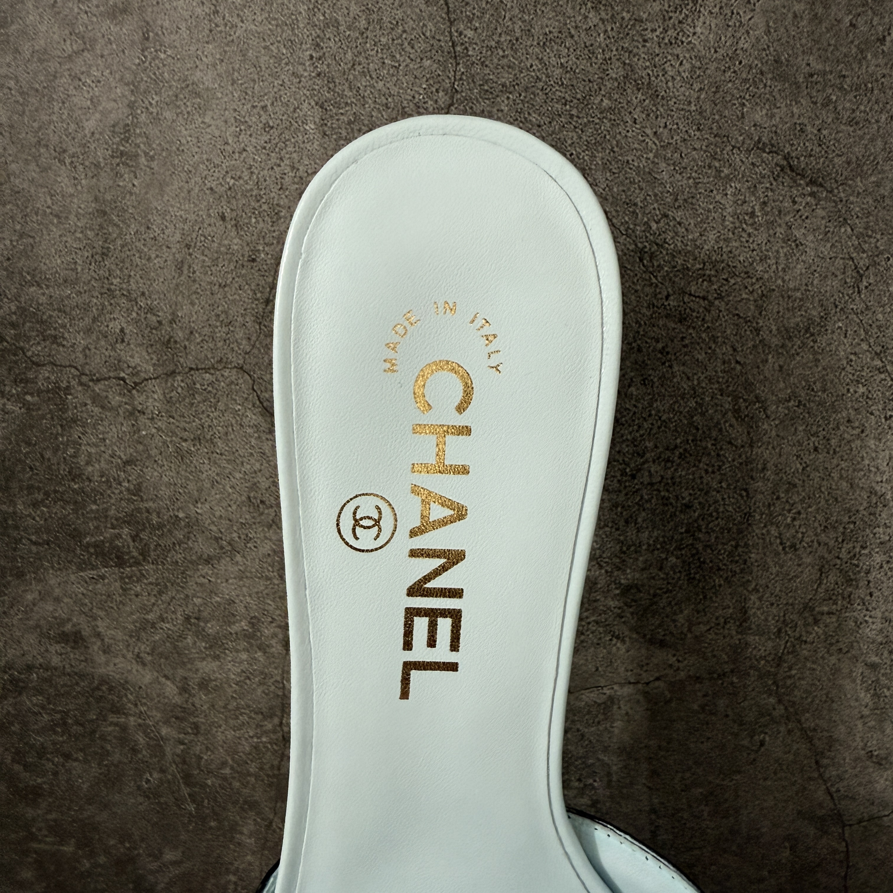 CHANEL 26s Women’s 4.5cm Sheepskin Round-Toe Slip-On Slides-B5-G47252-X01000-U9817一字拖鞋 