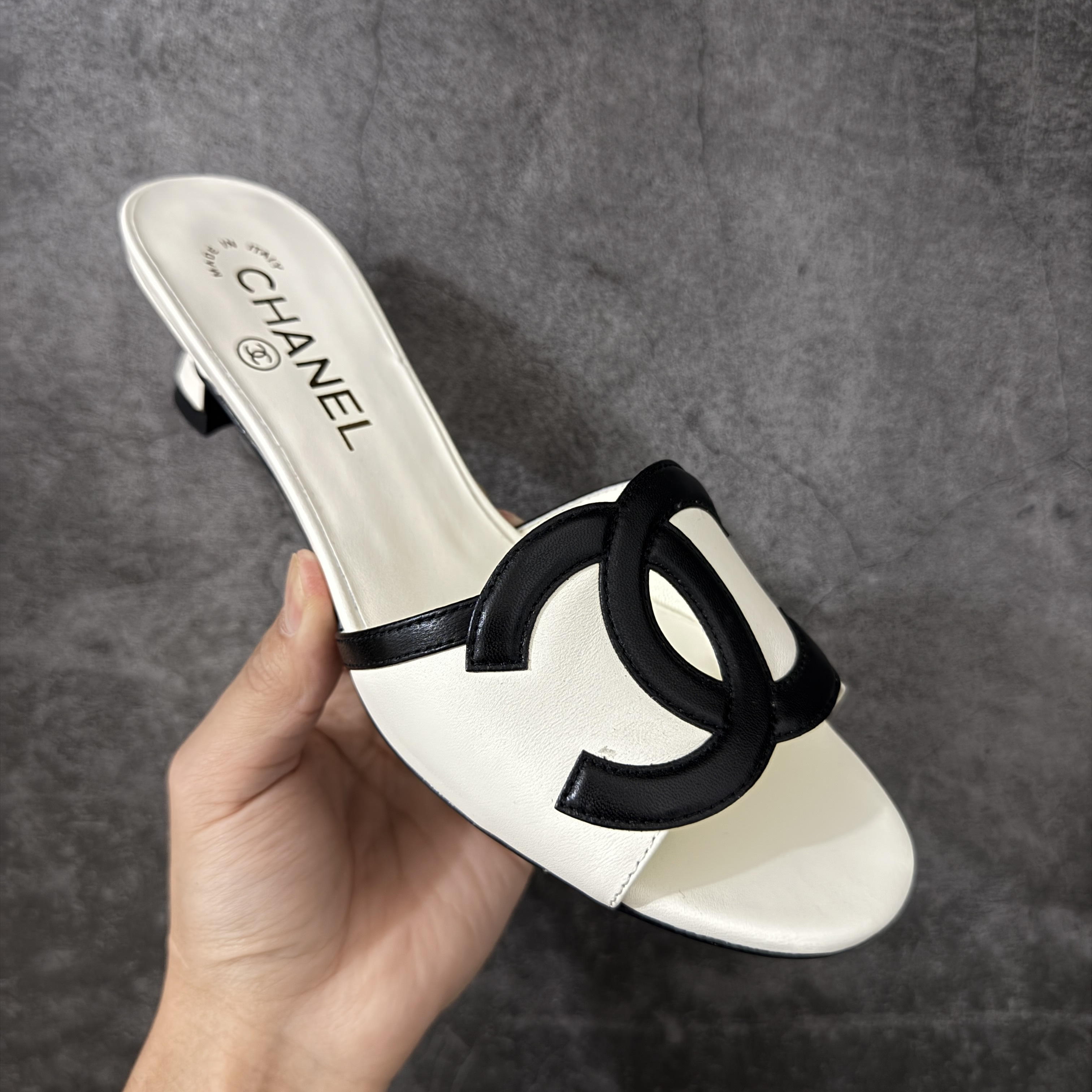 CHANEL 26s Women’s 4.5cm Sheepskin Round-Toe Slip-On Slides-B5-G47252-X01000-U9817一字拖鞋 