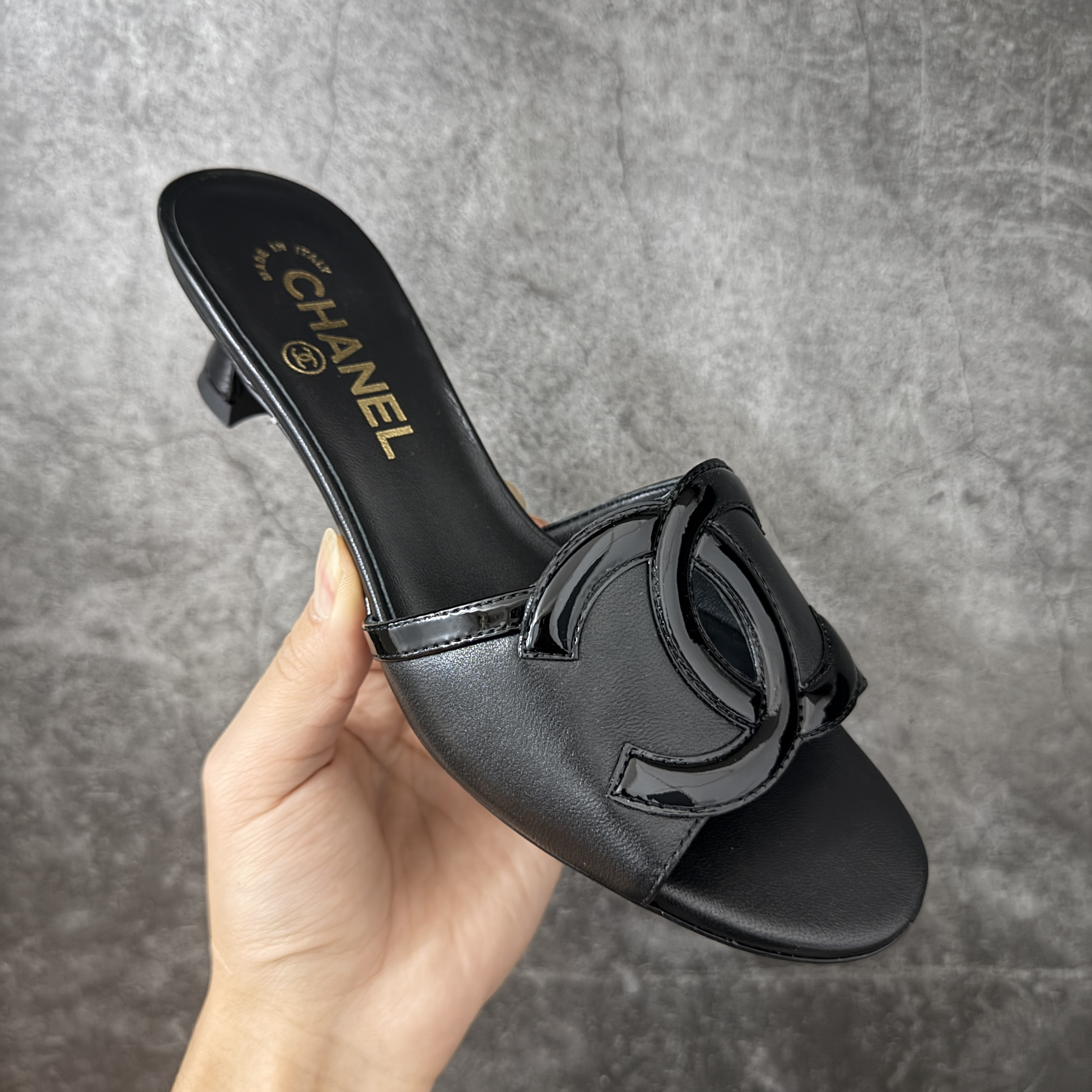 CHANEL 26s Women’s 4.5cm Sheepskin Round-Toe Slip-On Slides-B5-G47252-X01000-U9817一字拖鞋 