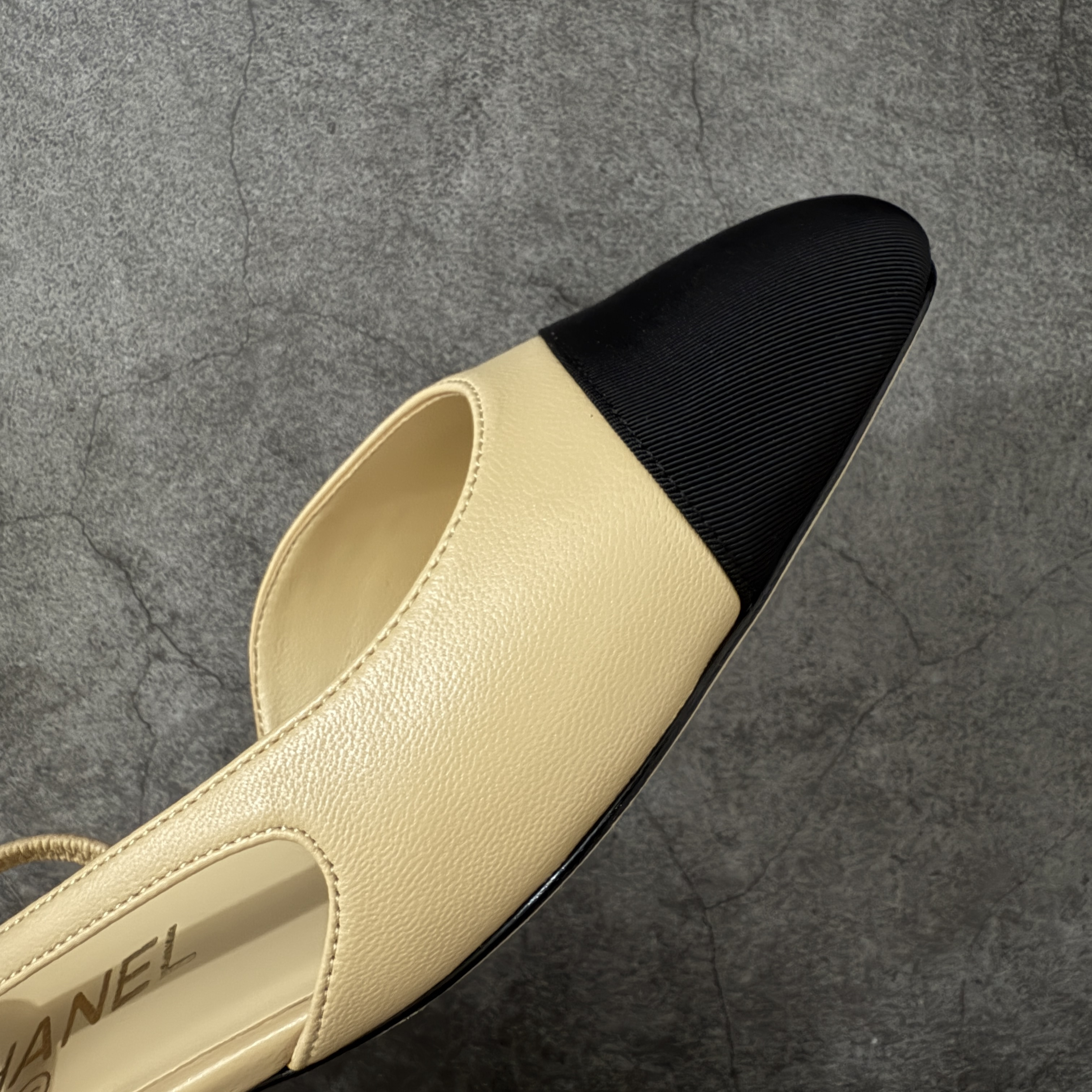 CHANEL Slinkback Women’s Sheepskin Casual Shoes-B5-G31319   平底凉鞋