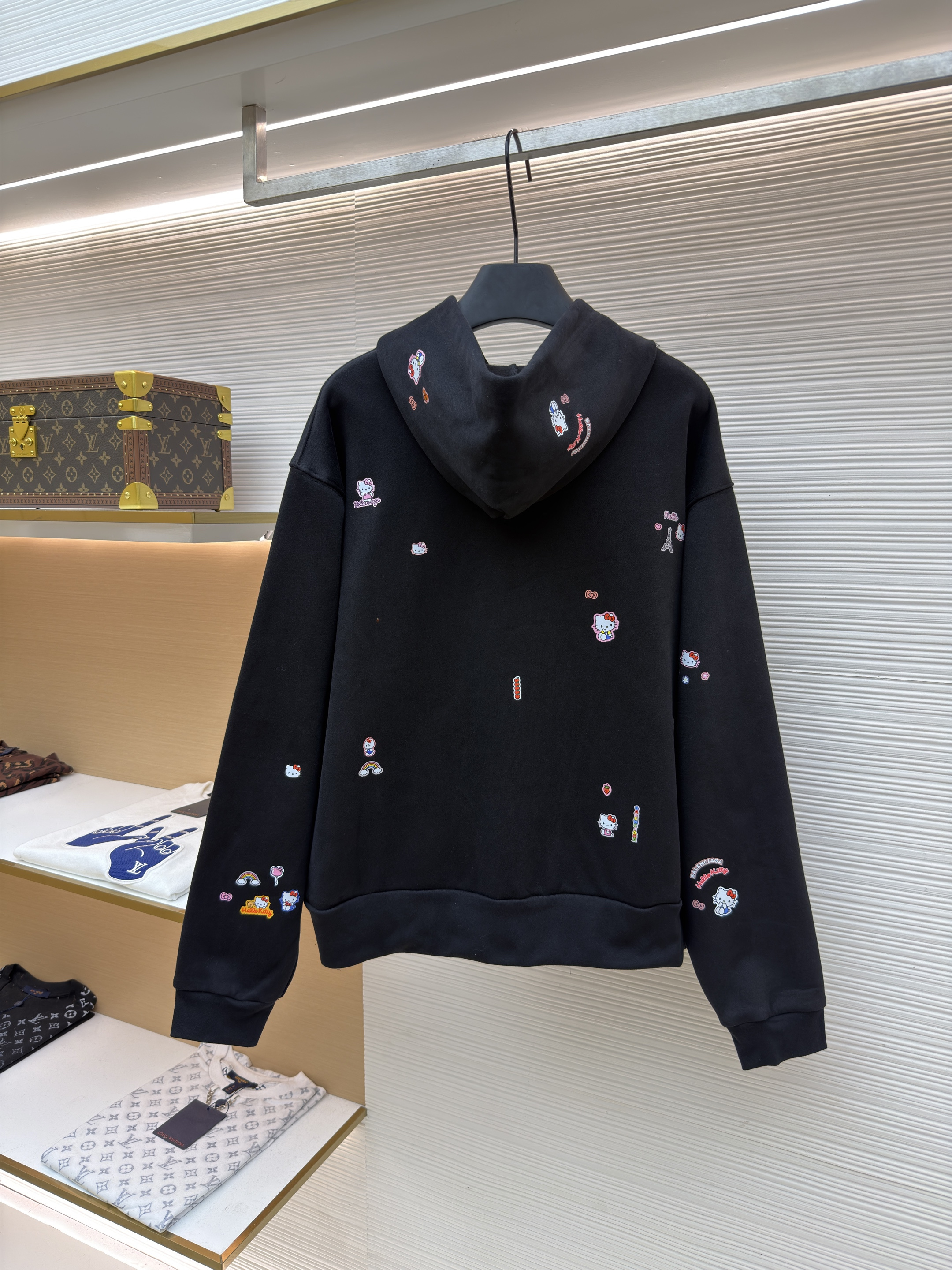 Balenciaga 巴黎世家 Hello Kitty 联名款提花拉链连帽卫衣 连帽衫 夹克 外套 秋冬 长袖 黑色 B5