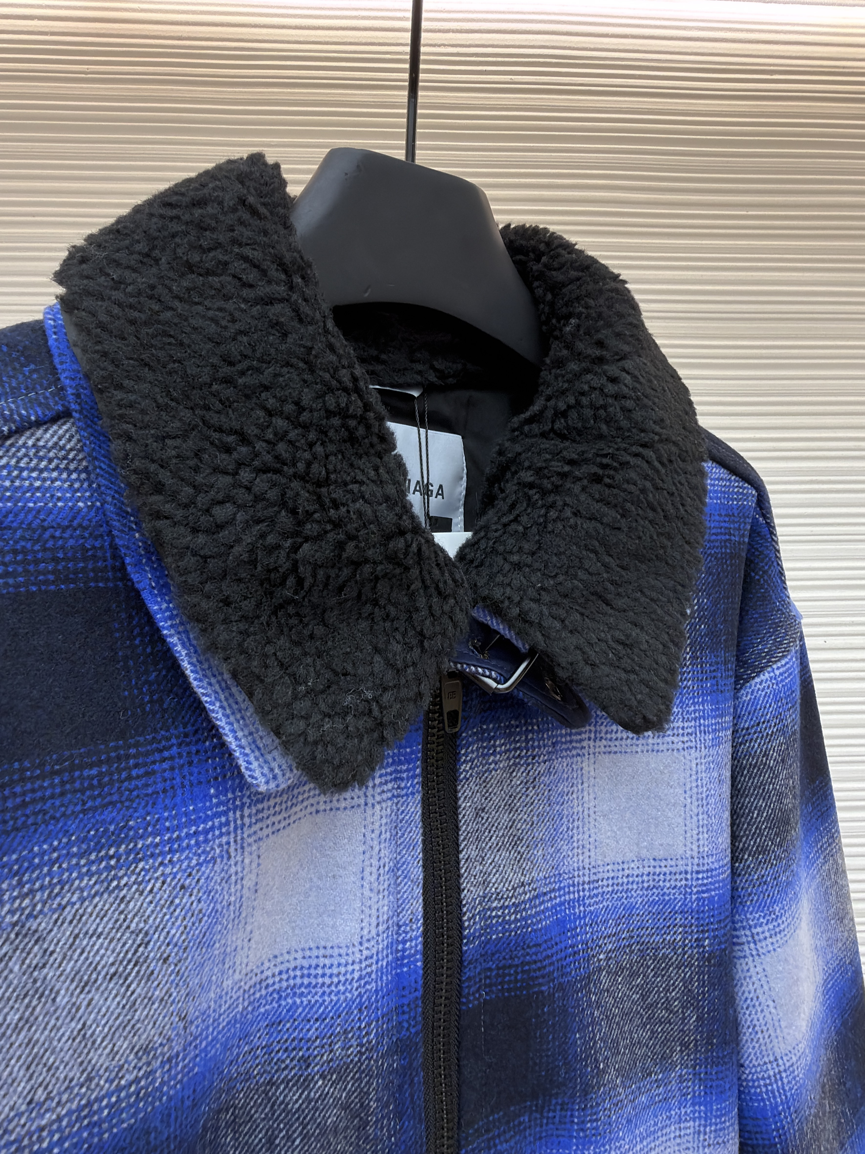 Balenciaga 巴黎世家 可拆卸毛领拼色格纹拉链外套 夹克 长袖 秋冬 蓝色 C0