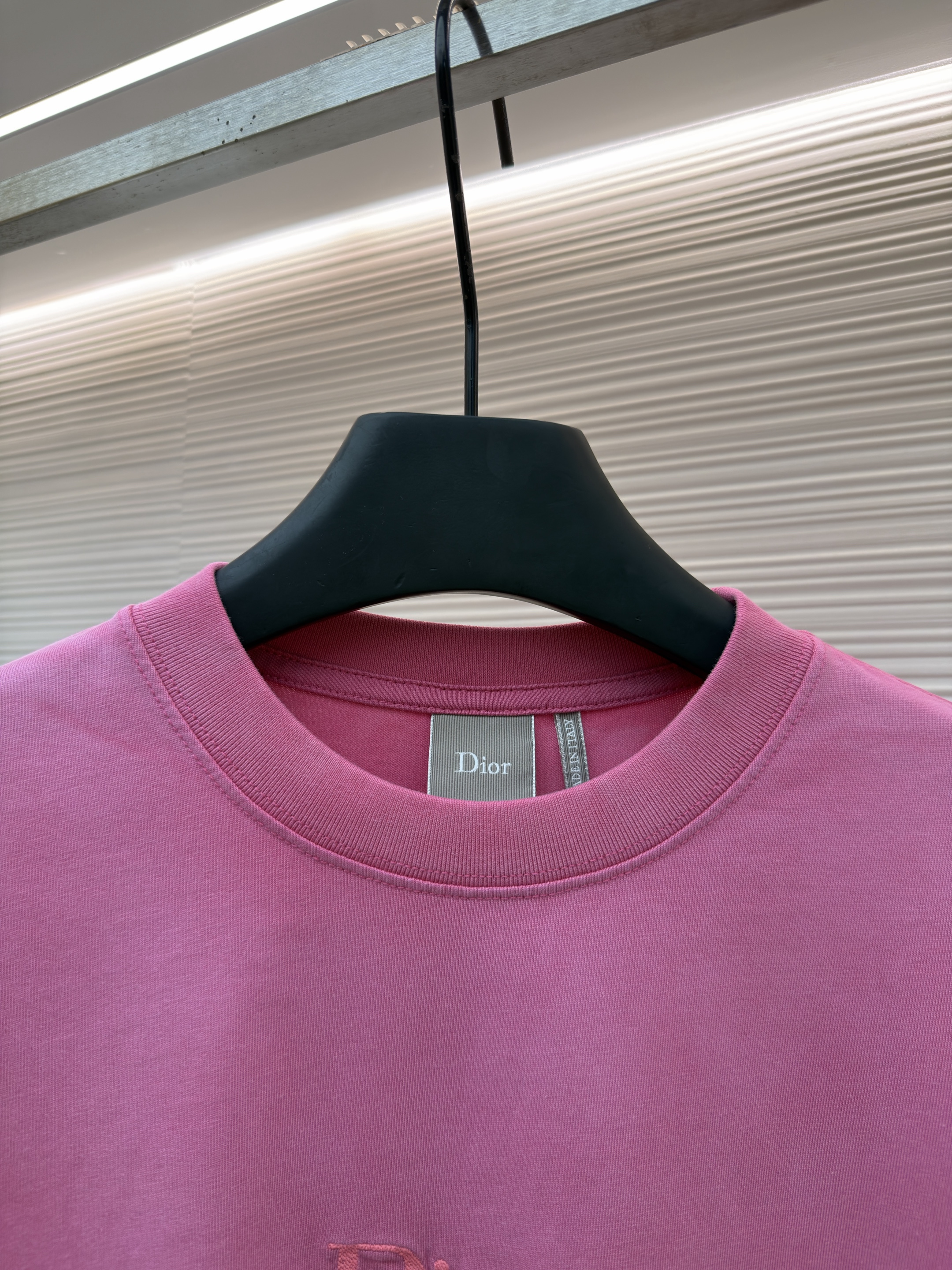 DIOR 迪奥 褪白刺绣字母圆领短袖 T恤 夏季 黑色 粉色 A0 