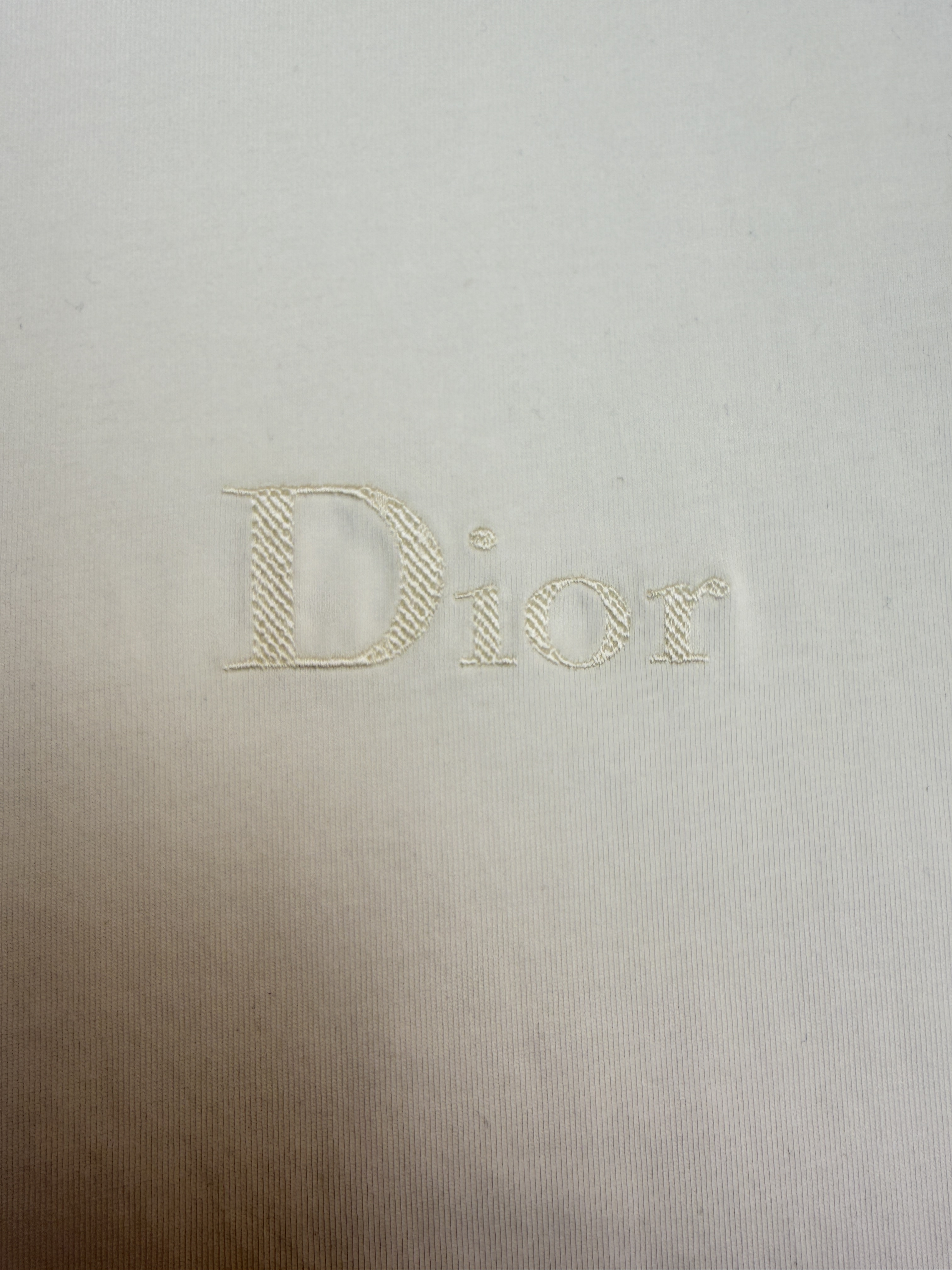DIOR 迪奥 胸前小字母绣圆领短袖 T恤 夏季 白色 A0 