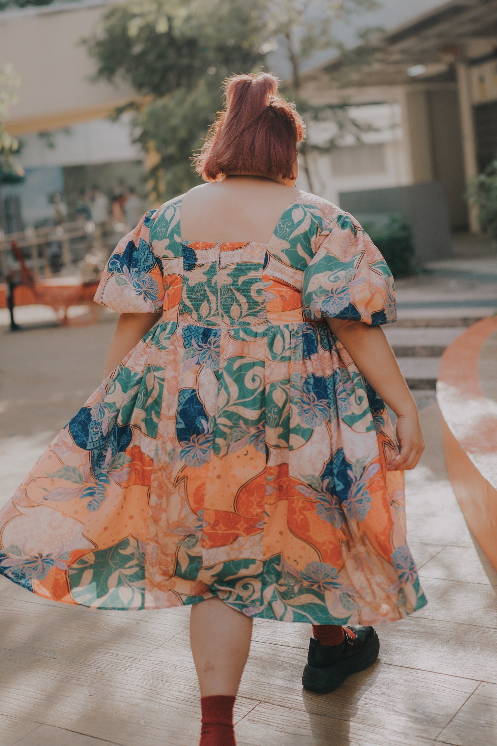 IN HIGH SPIRITS - DRESS (WITH PUFF SLEEVES)