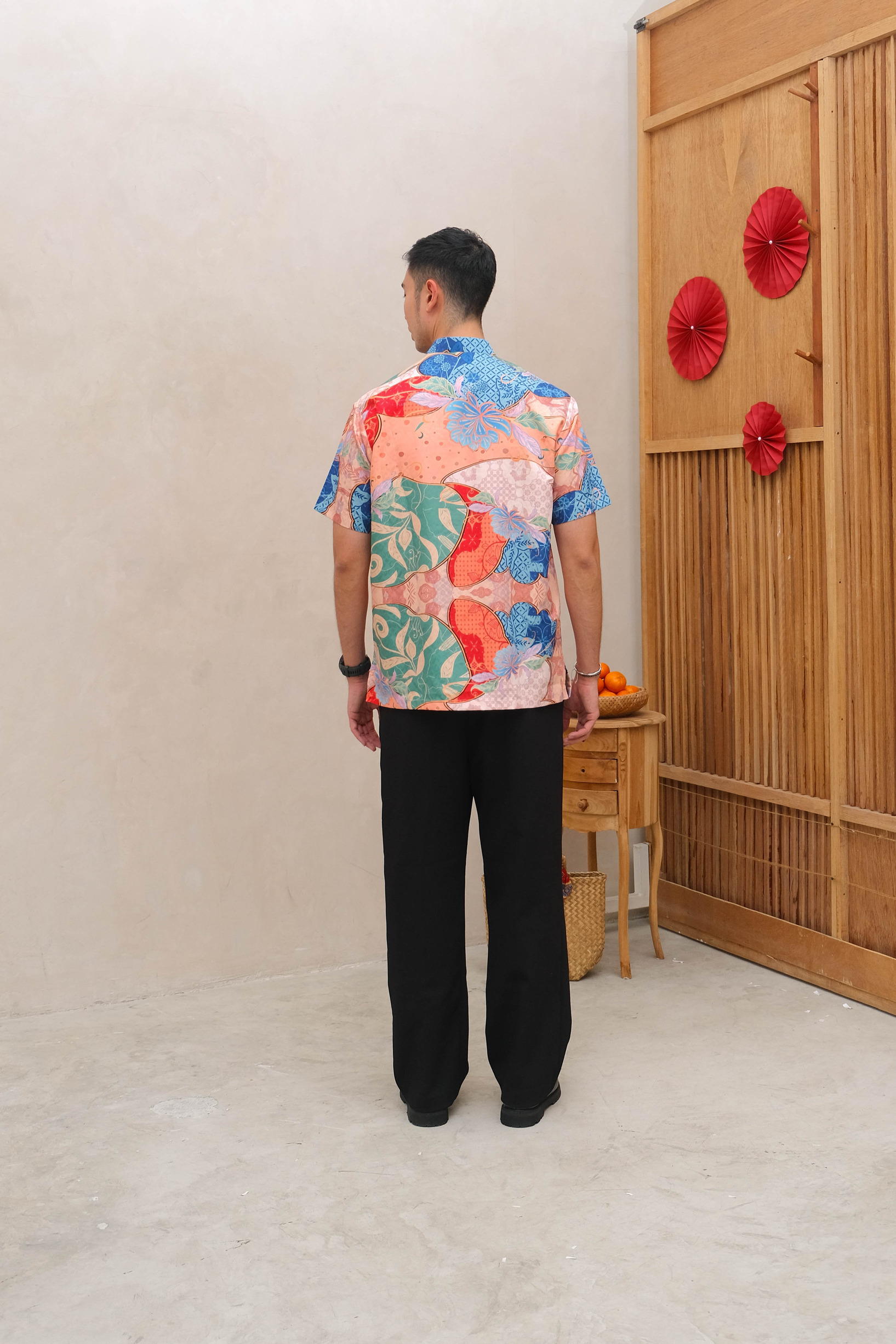 IN HIGH SPIRITS - MAN SHIRT