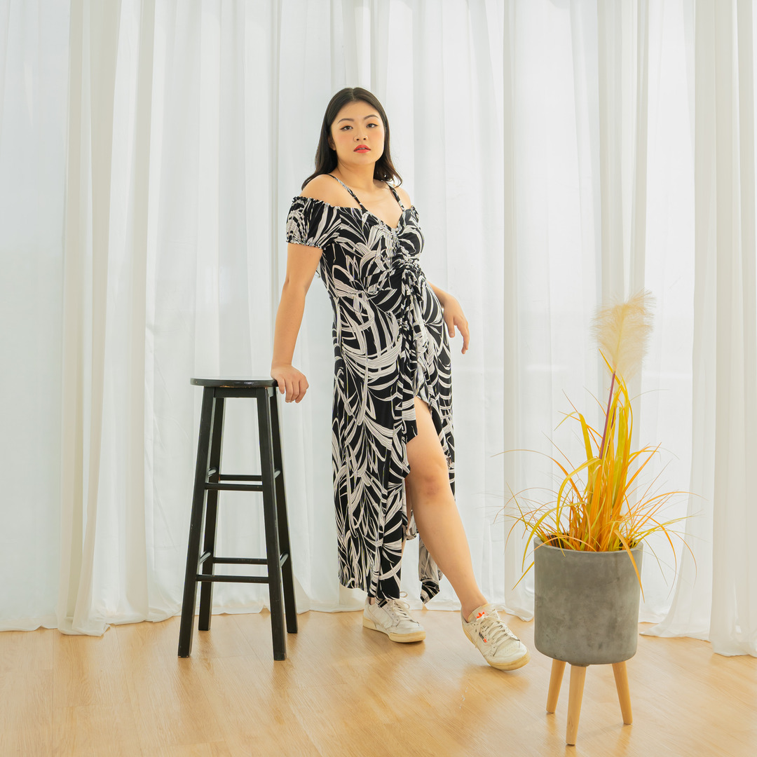 FREYA WILMA DRESS - MONO PALMS