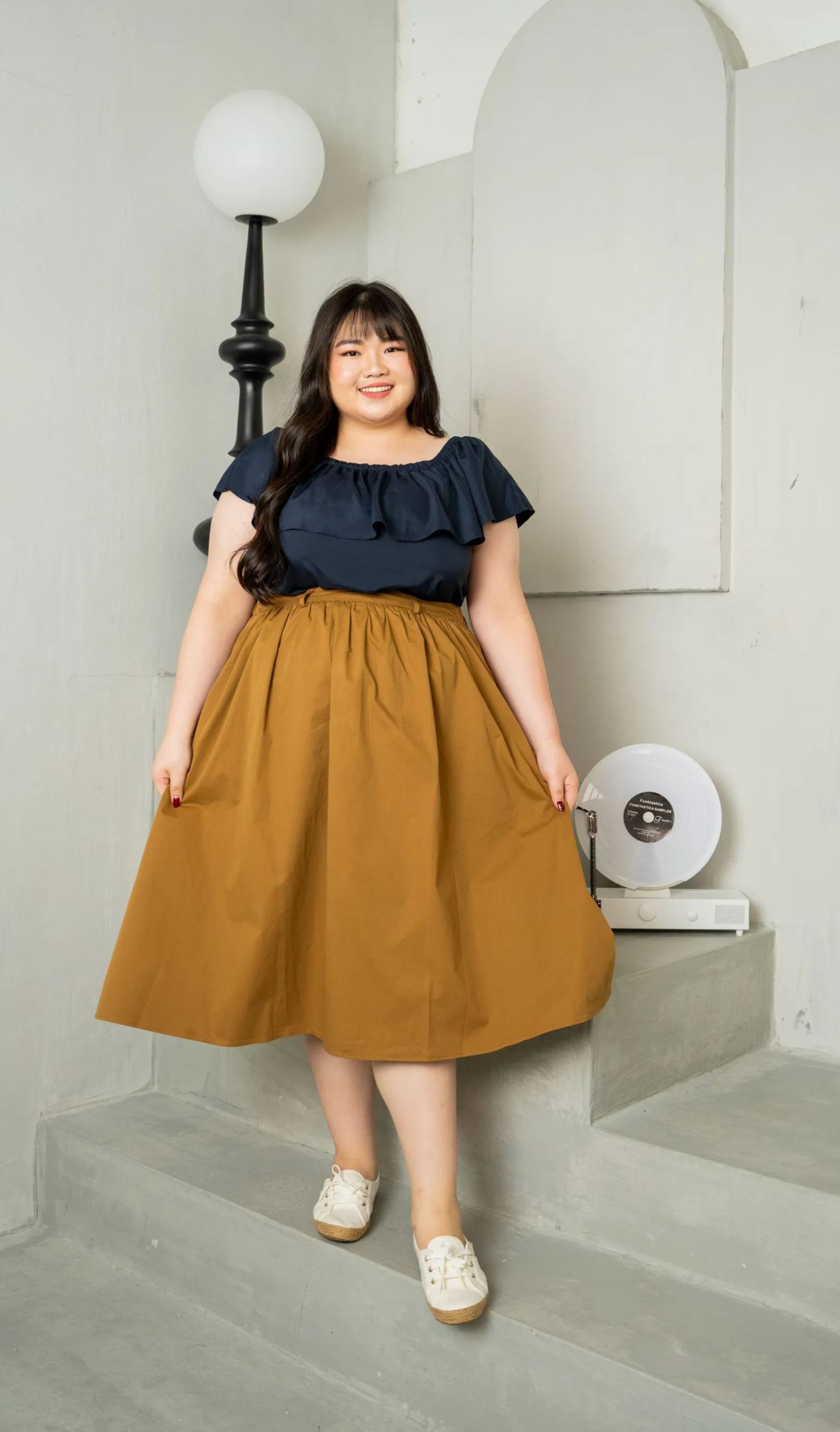 ALISHA BARBIE TOP – NAVY