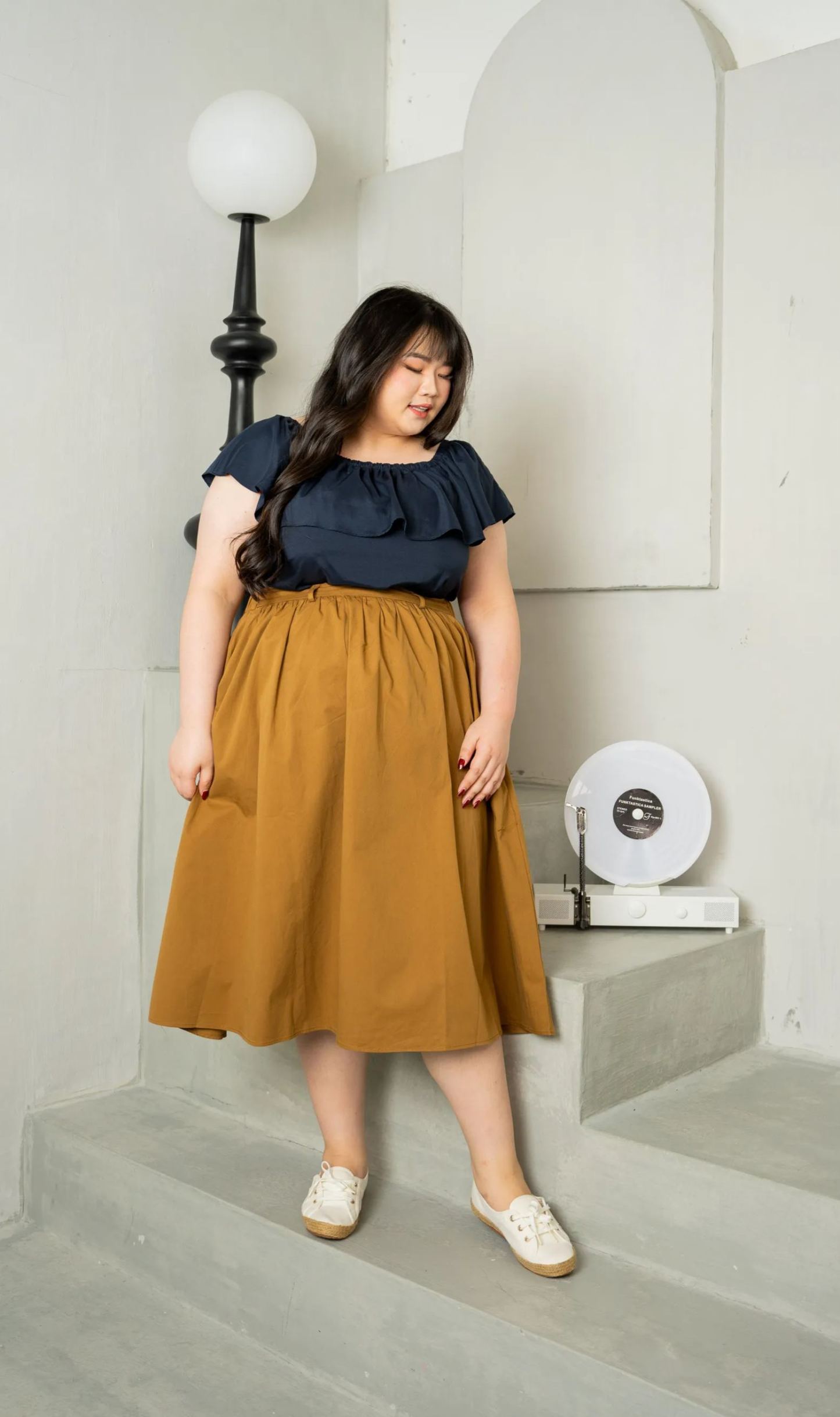ALISHA BARBIE TOP – NAVY