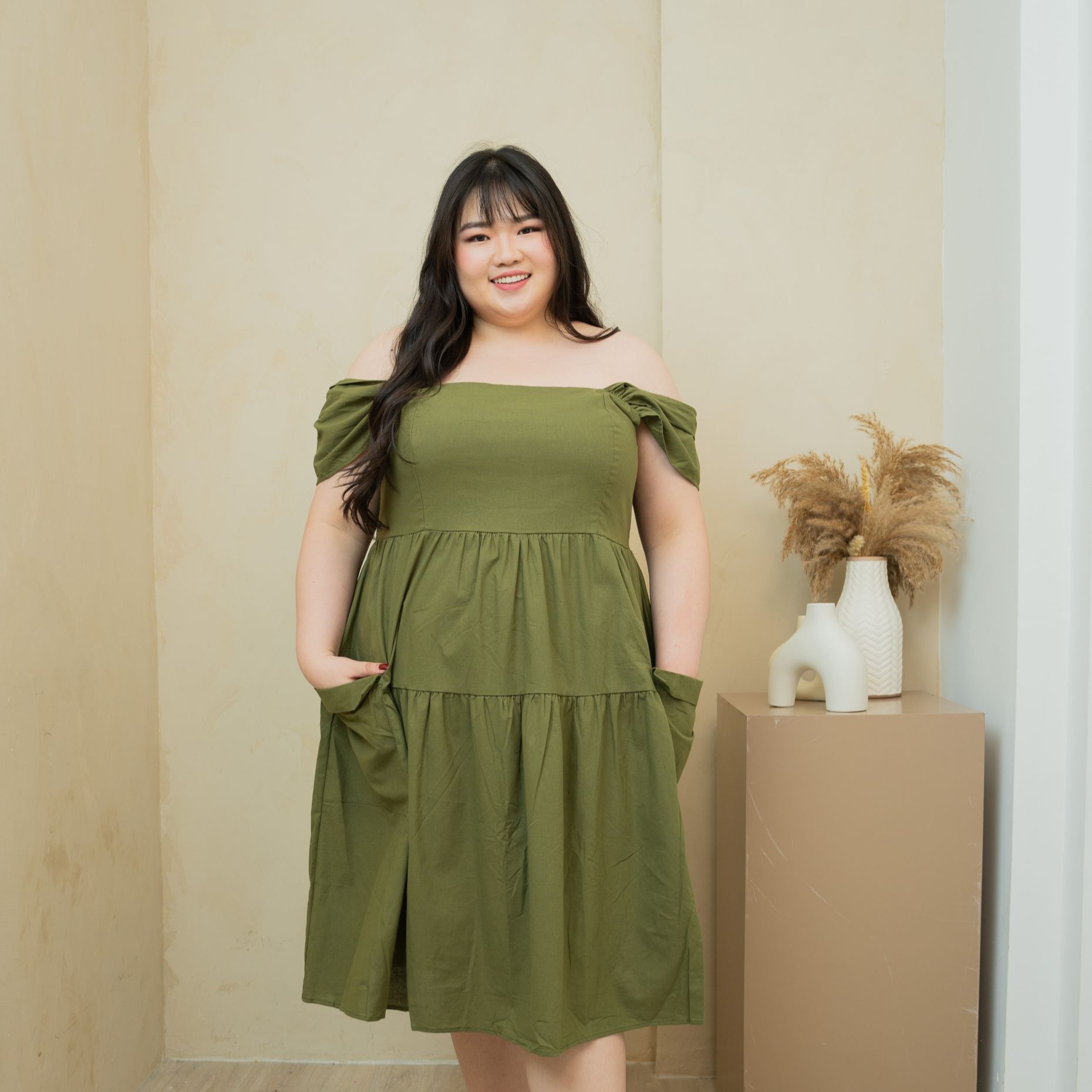 GISELLE BELLA DRESS - OLIVE GREEN