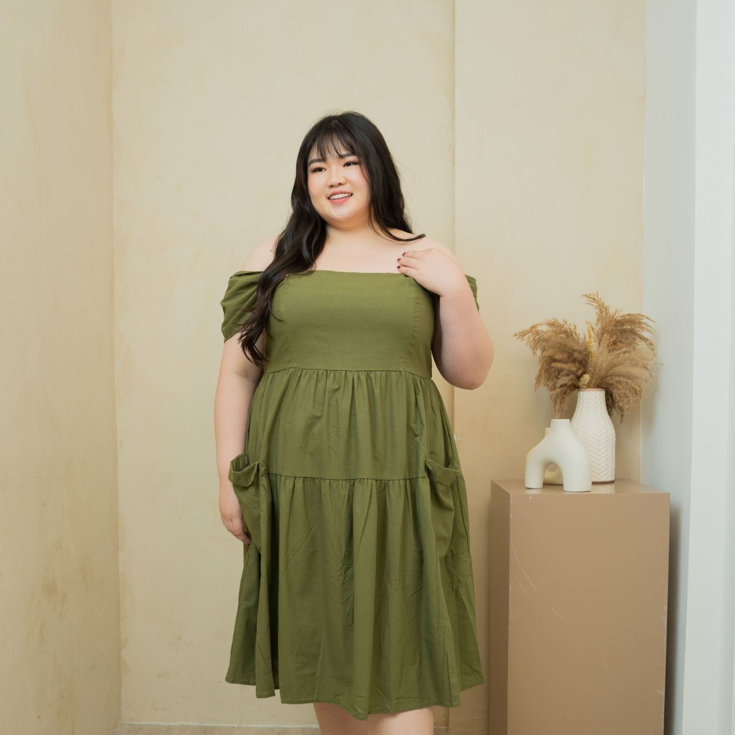 GISELLE BELLA DRESS - OLIVE GREEN
